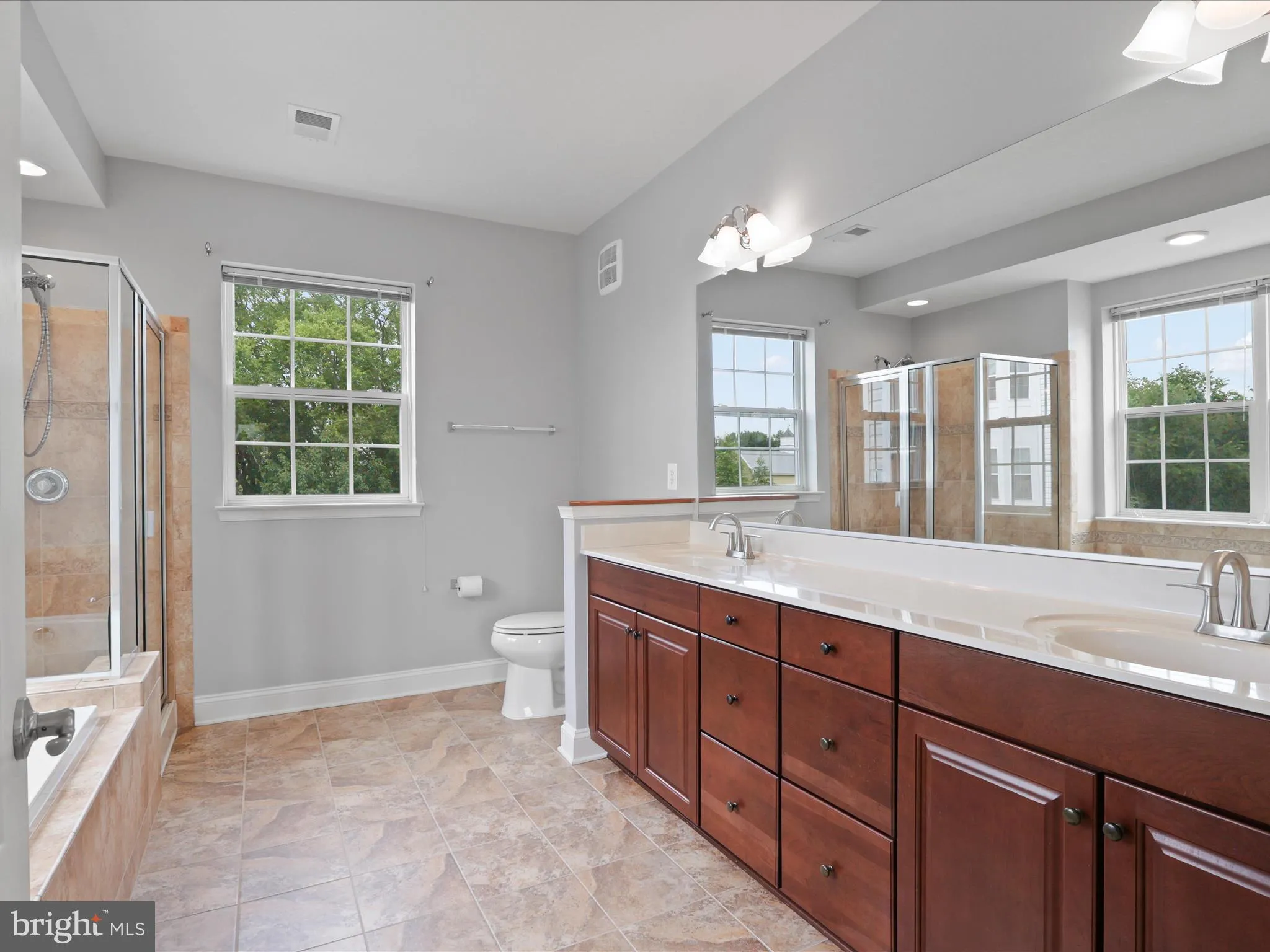 Manassas, Virginia 20110, United States, 3 Bedrooms Bedrooms, ,2 BathroomsBathrooms,Residential,Active,186250