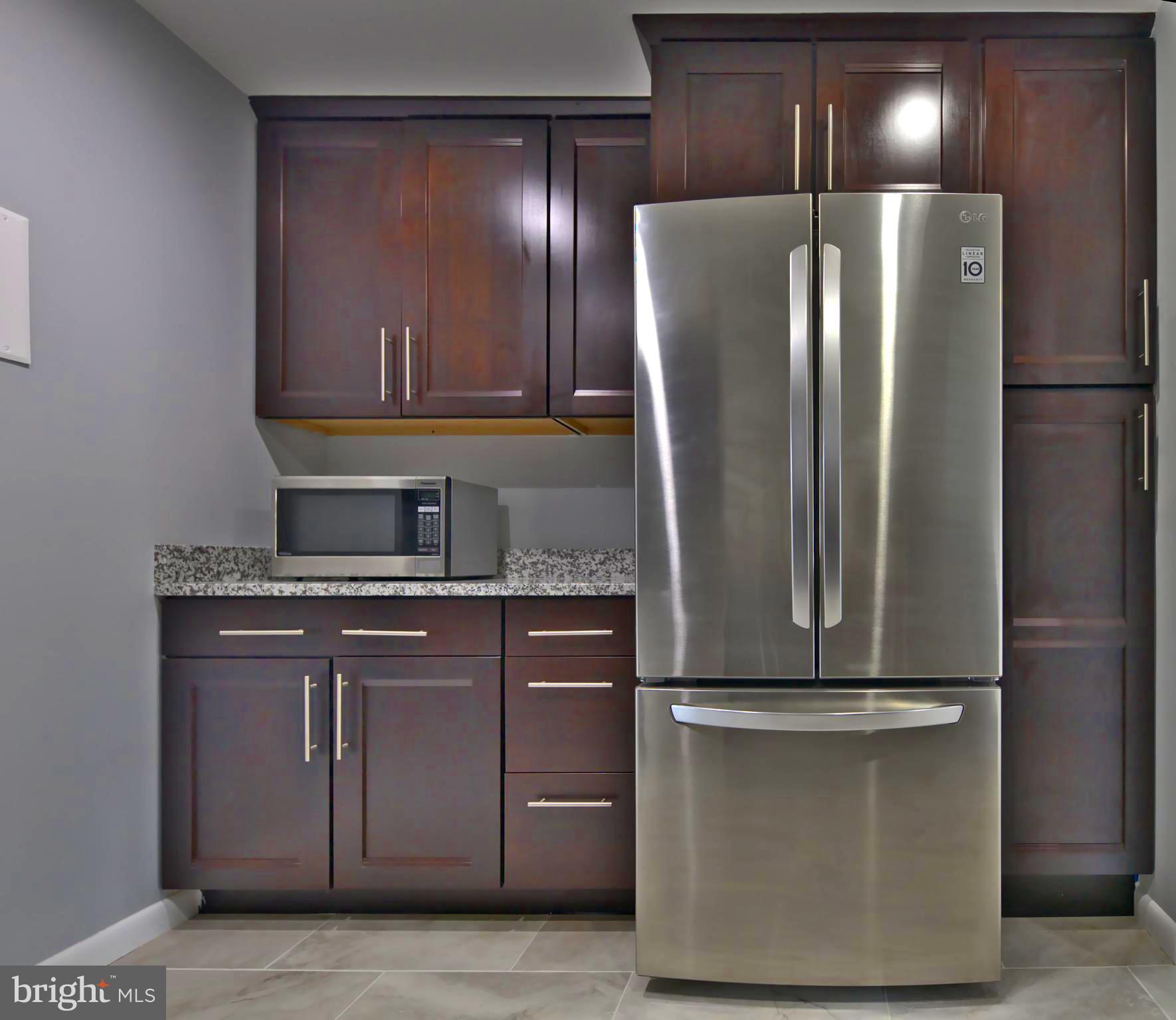 WOODLAKE TOWERS - Residential