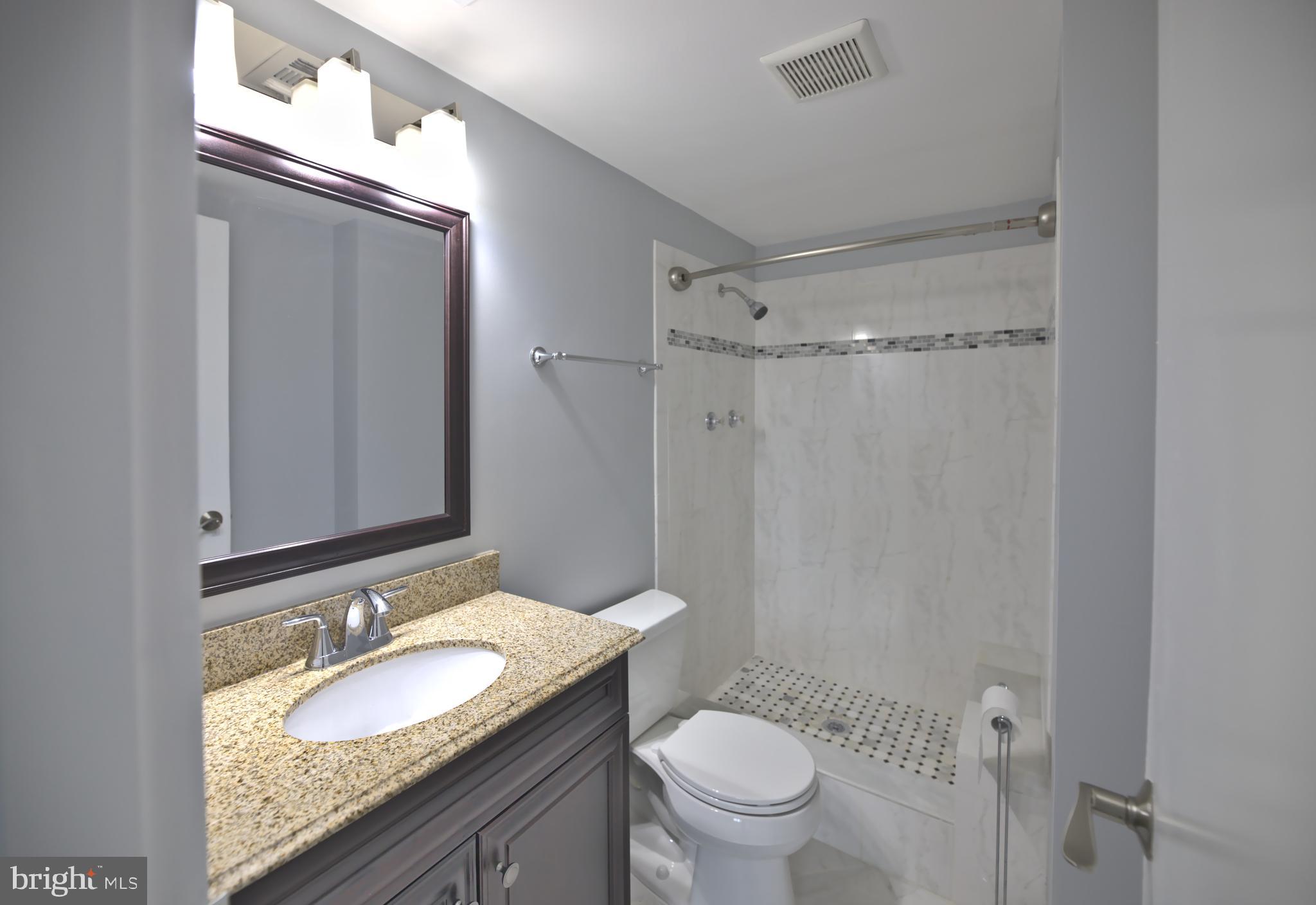 WOODLAKE TOWERS - Residential