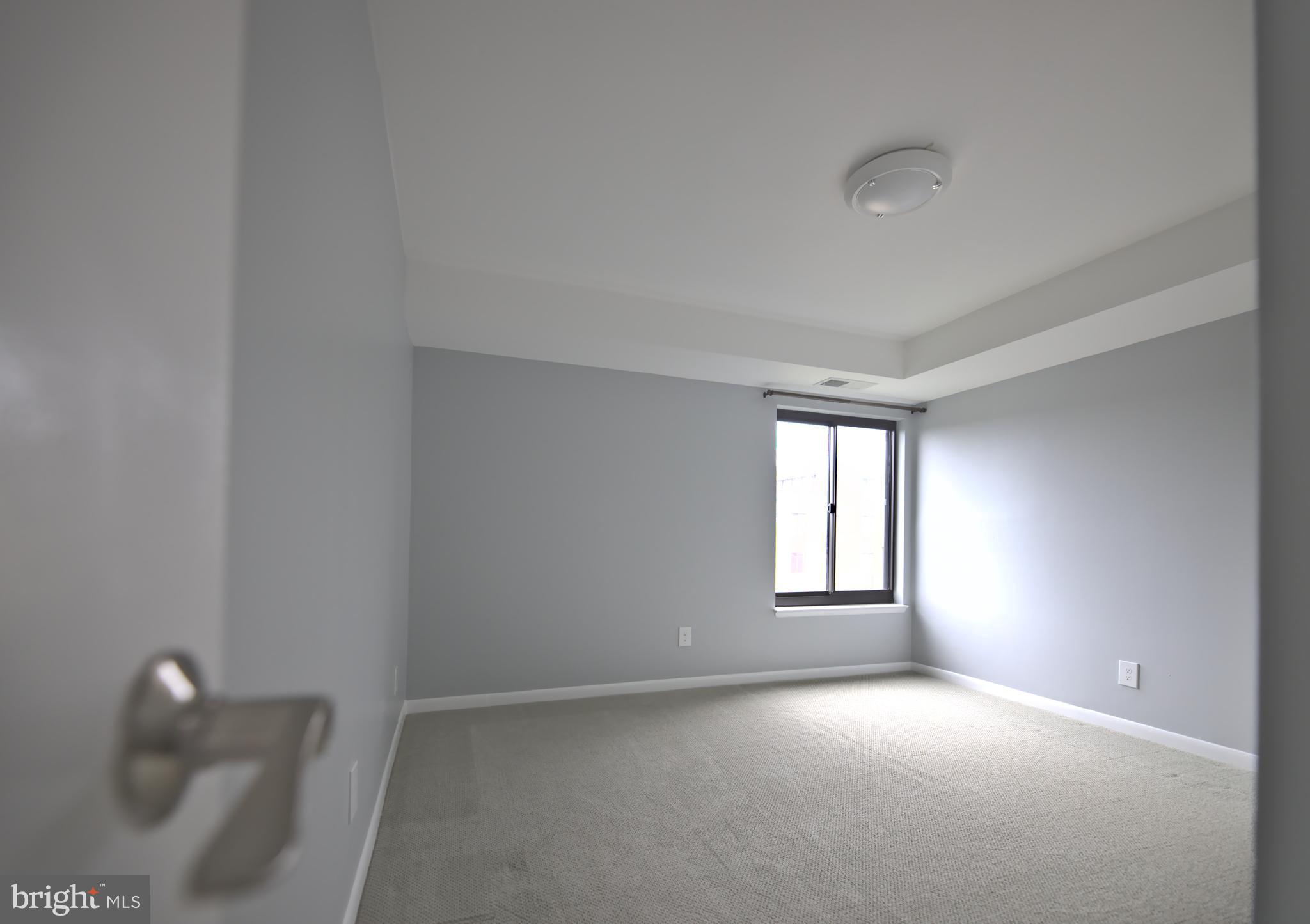 WOODLAKE TOWERS - Residential