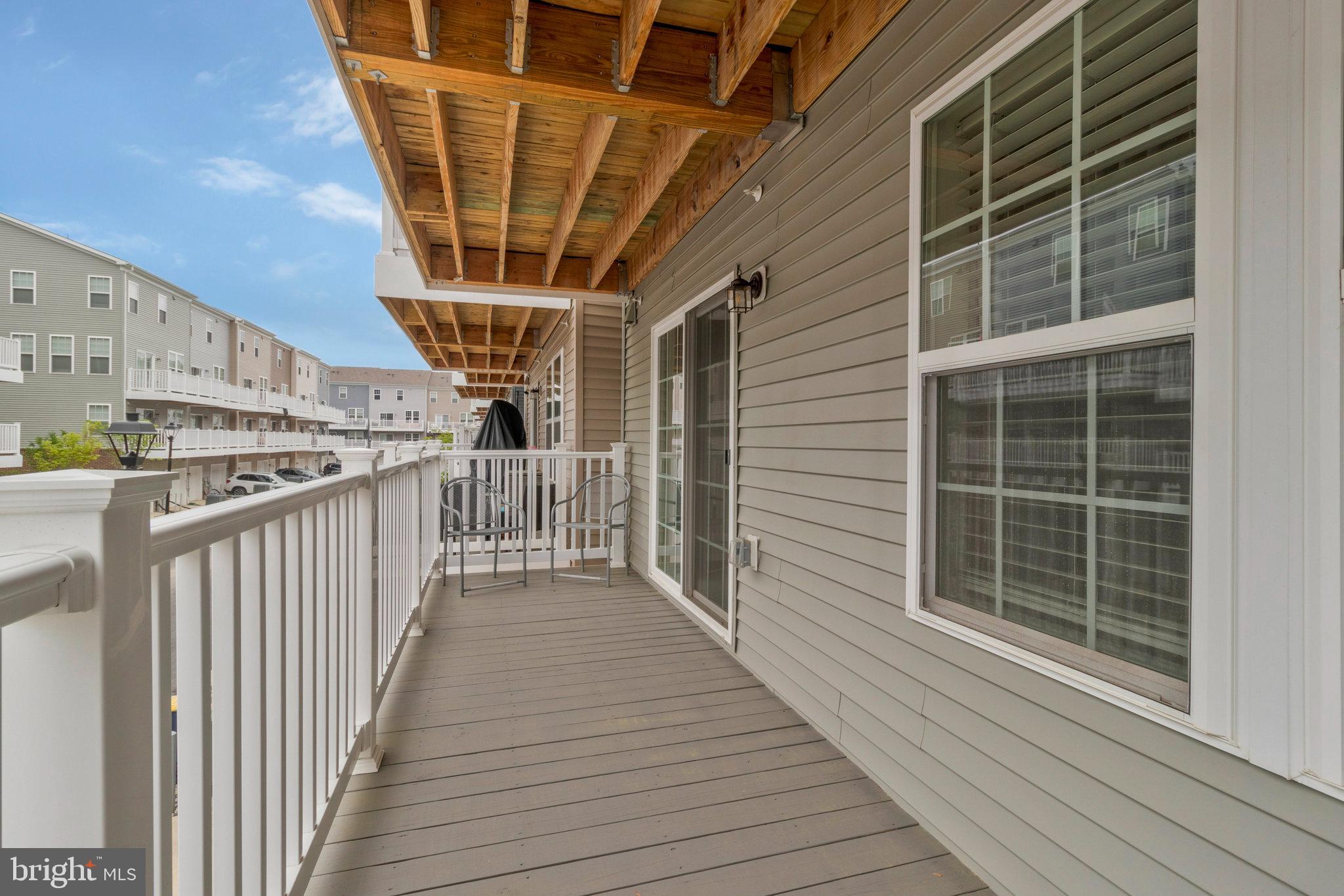 GLENN DALE COMMONS - Residential