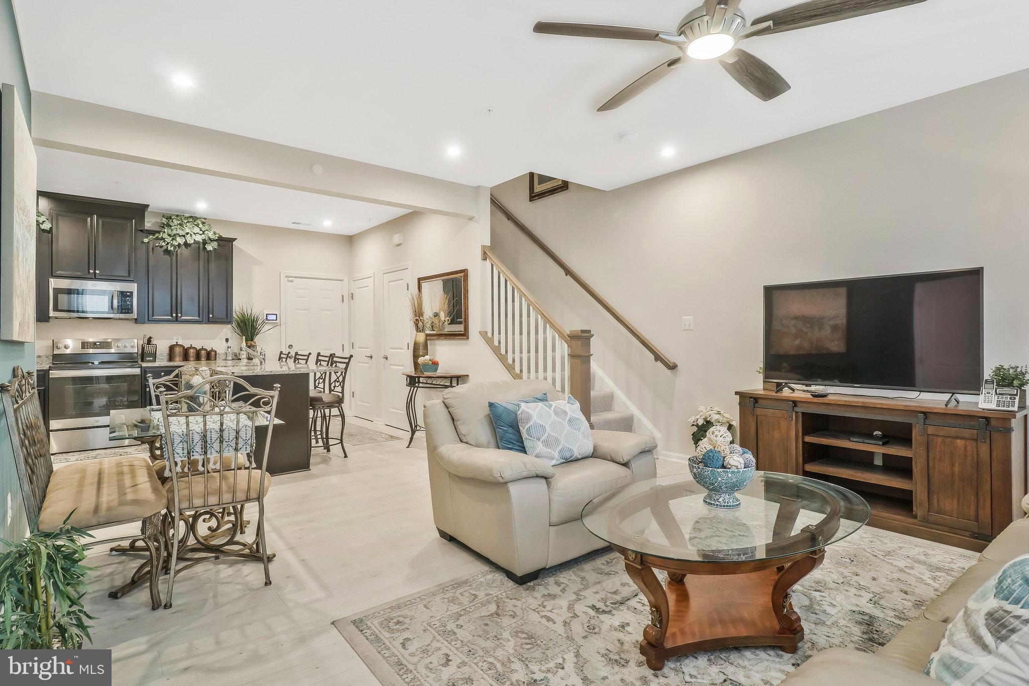 GLENN DALE COMMONS - Residential