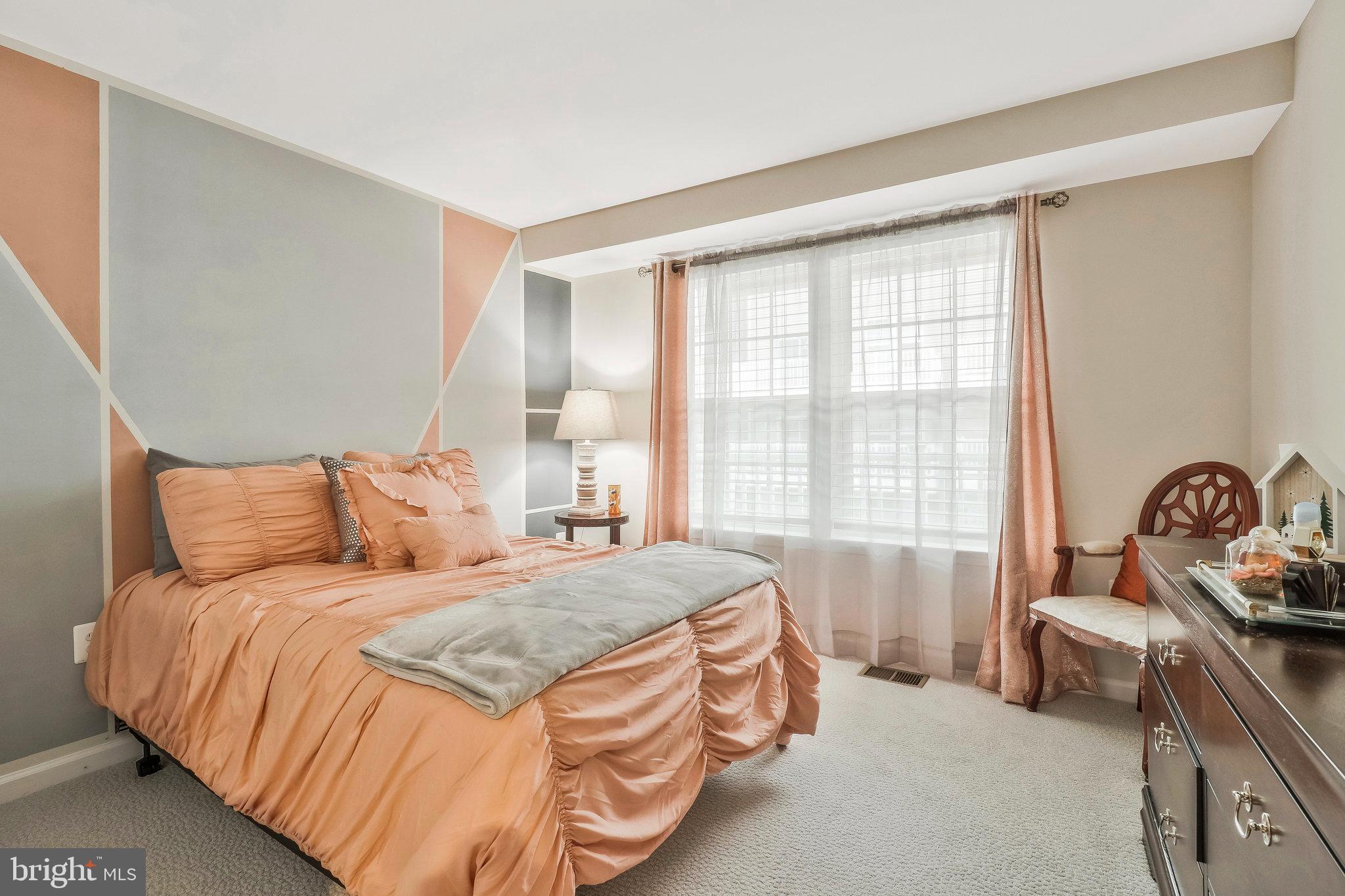 GLENN DALE COMMONS - Residential