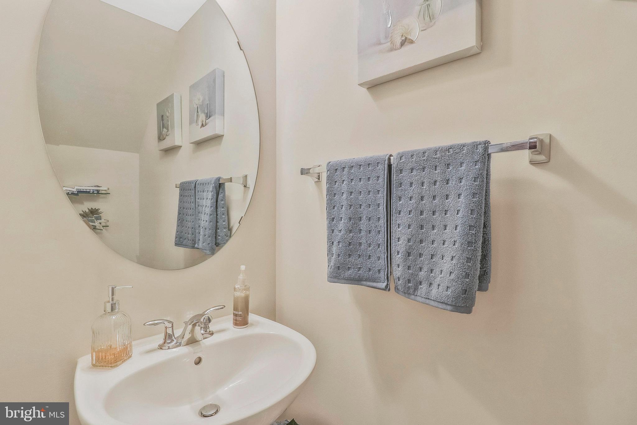 GLENN DALE COMMONS - Residential