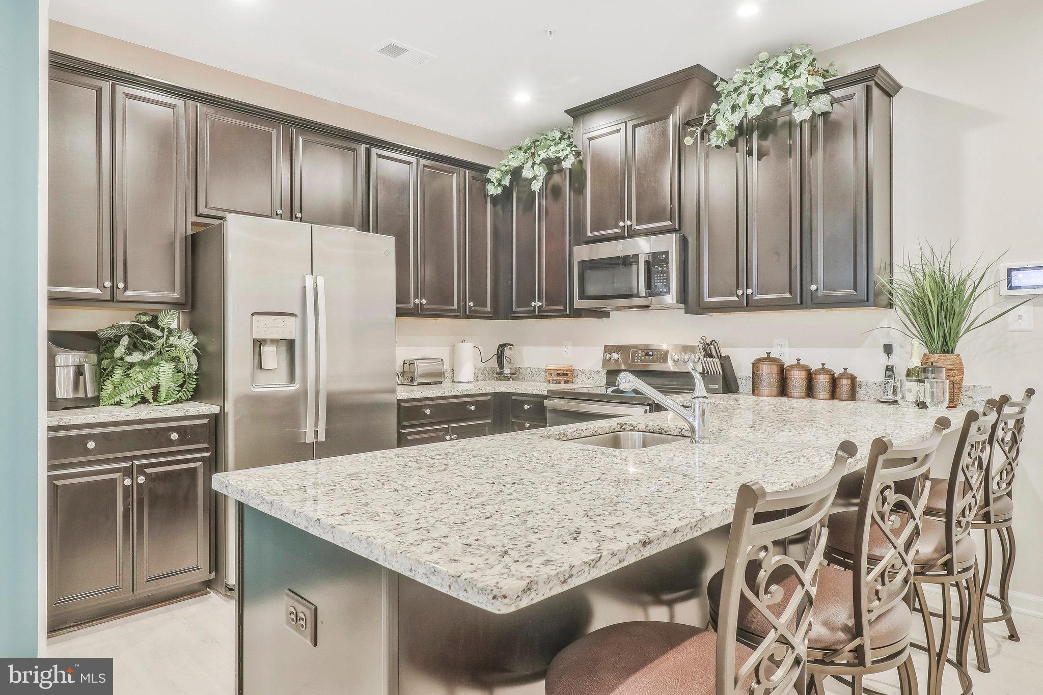 GLENN DALE COMMONS - Residential