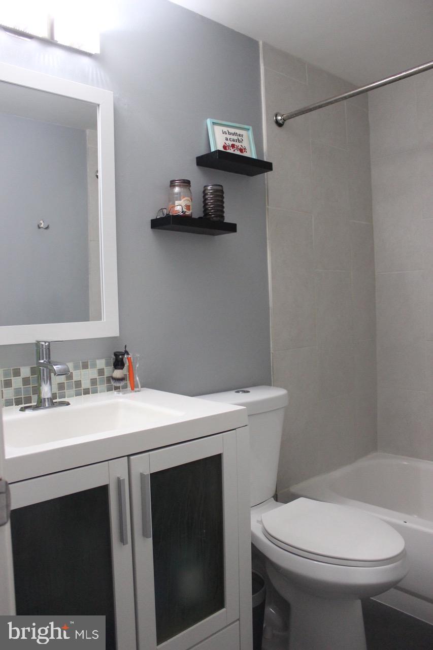 COUNTRYSIDE - Residential