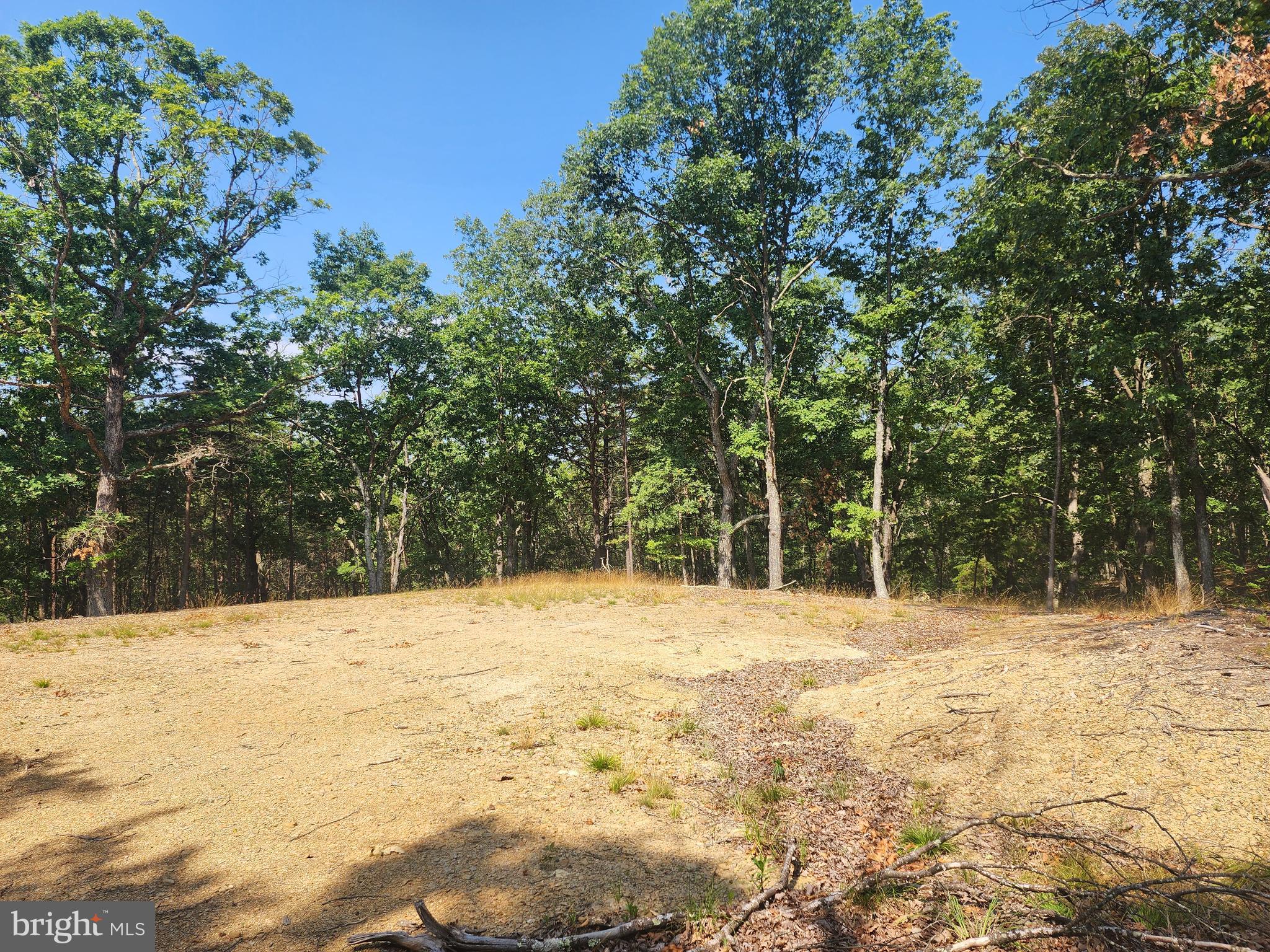 DEER RIDGE ESTATES - Land