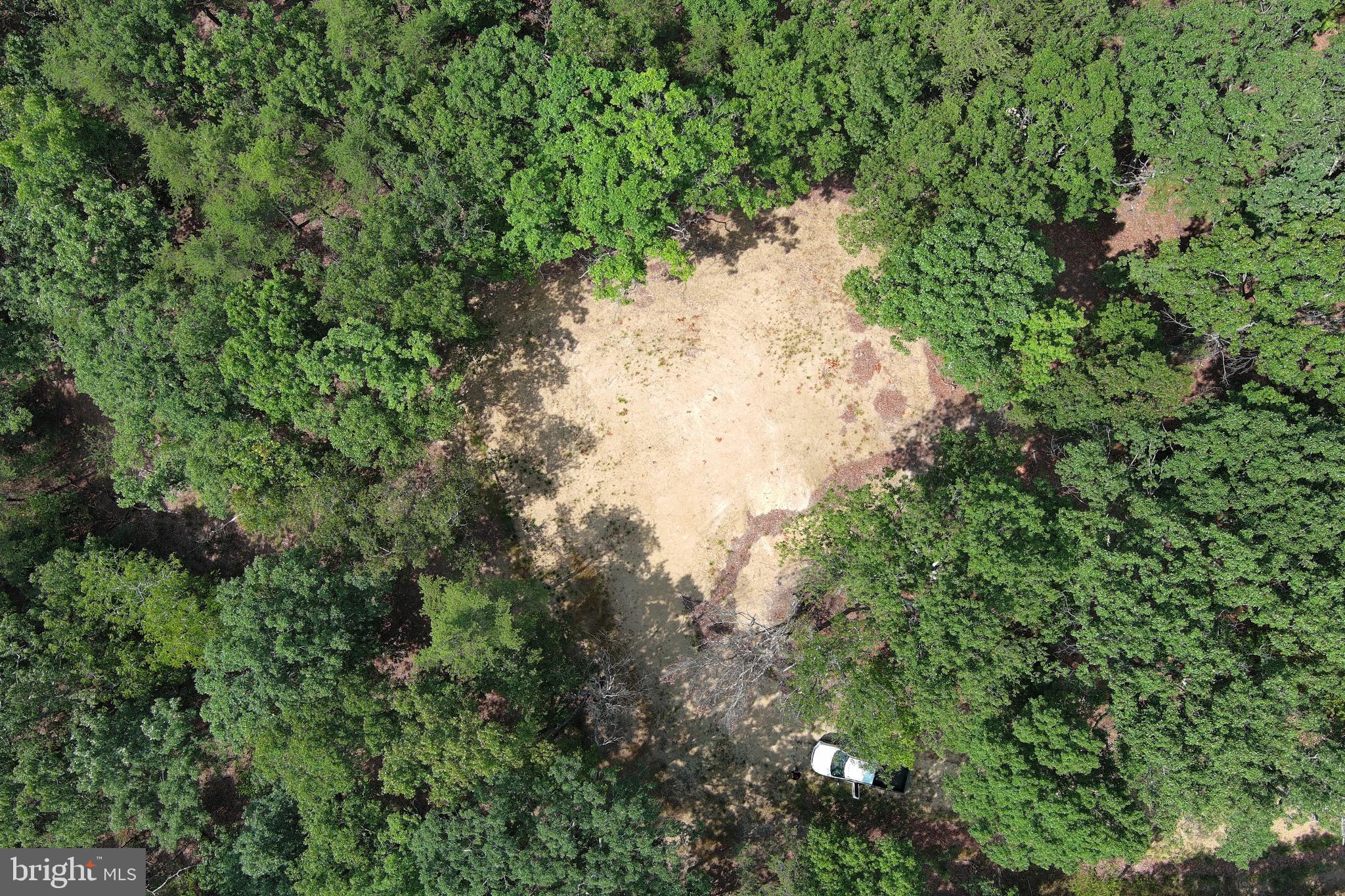 DEER RIDGE ESTATES - Land