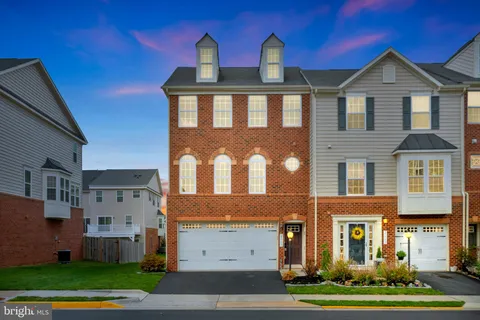 25789 Double Bridle Terrace, Aldie, VA MLS: VALO2093136
