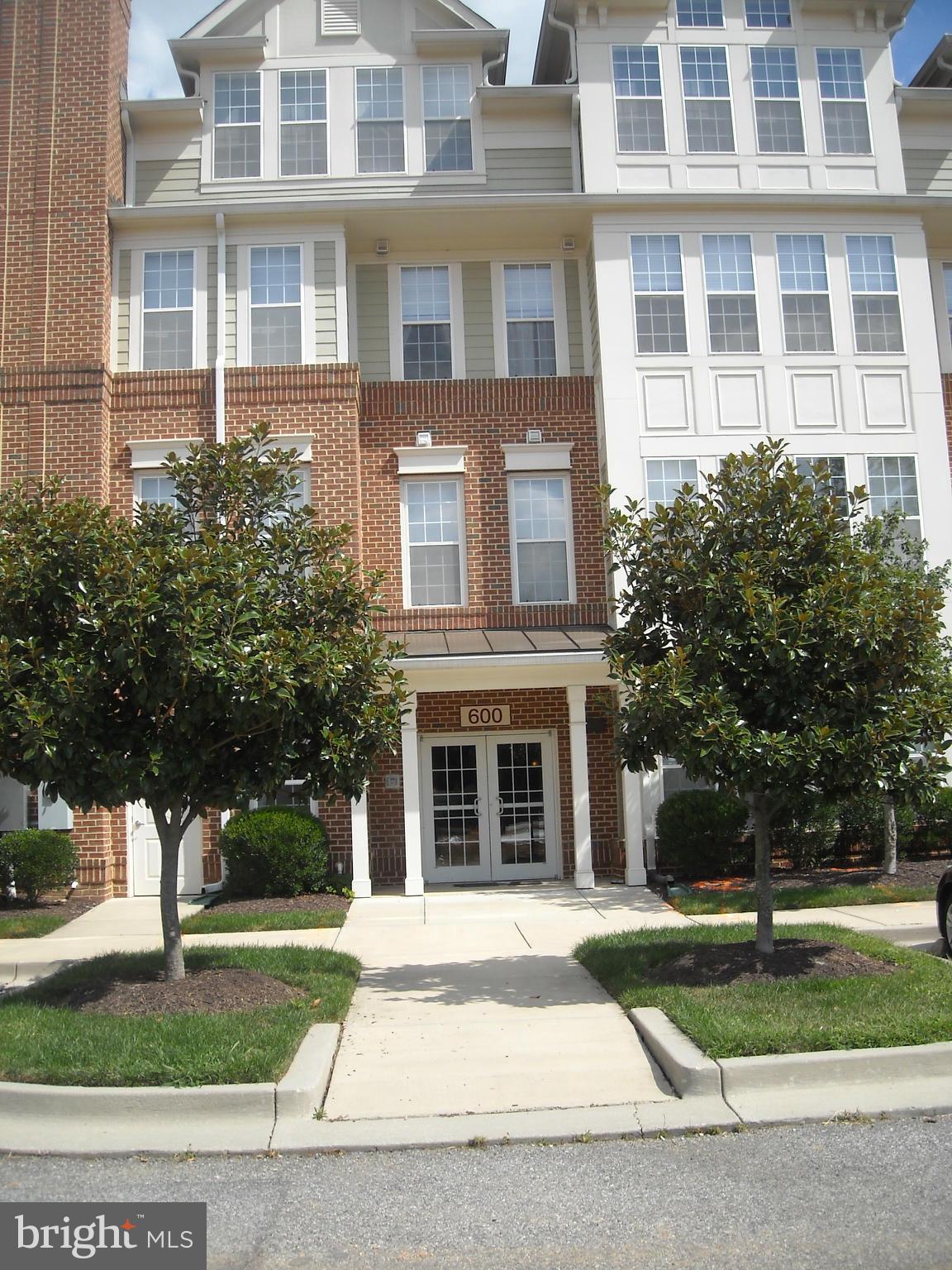 EDELEN STATION - Residential Lease