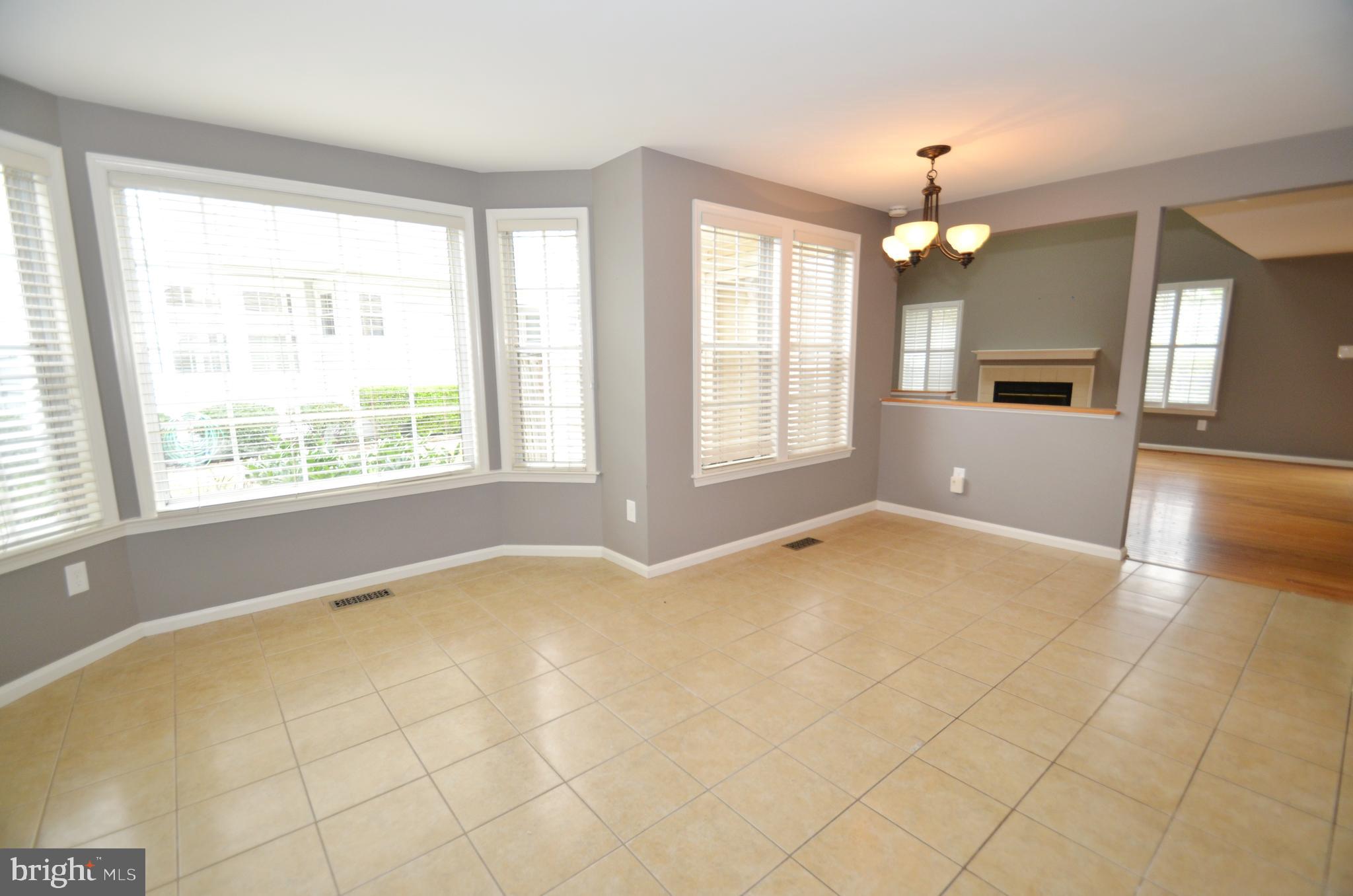 KINGSTOWNE - Residential Lease