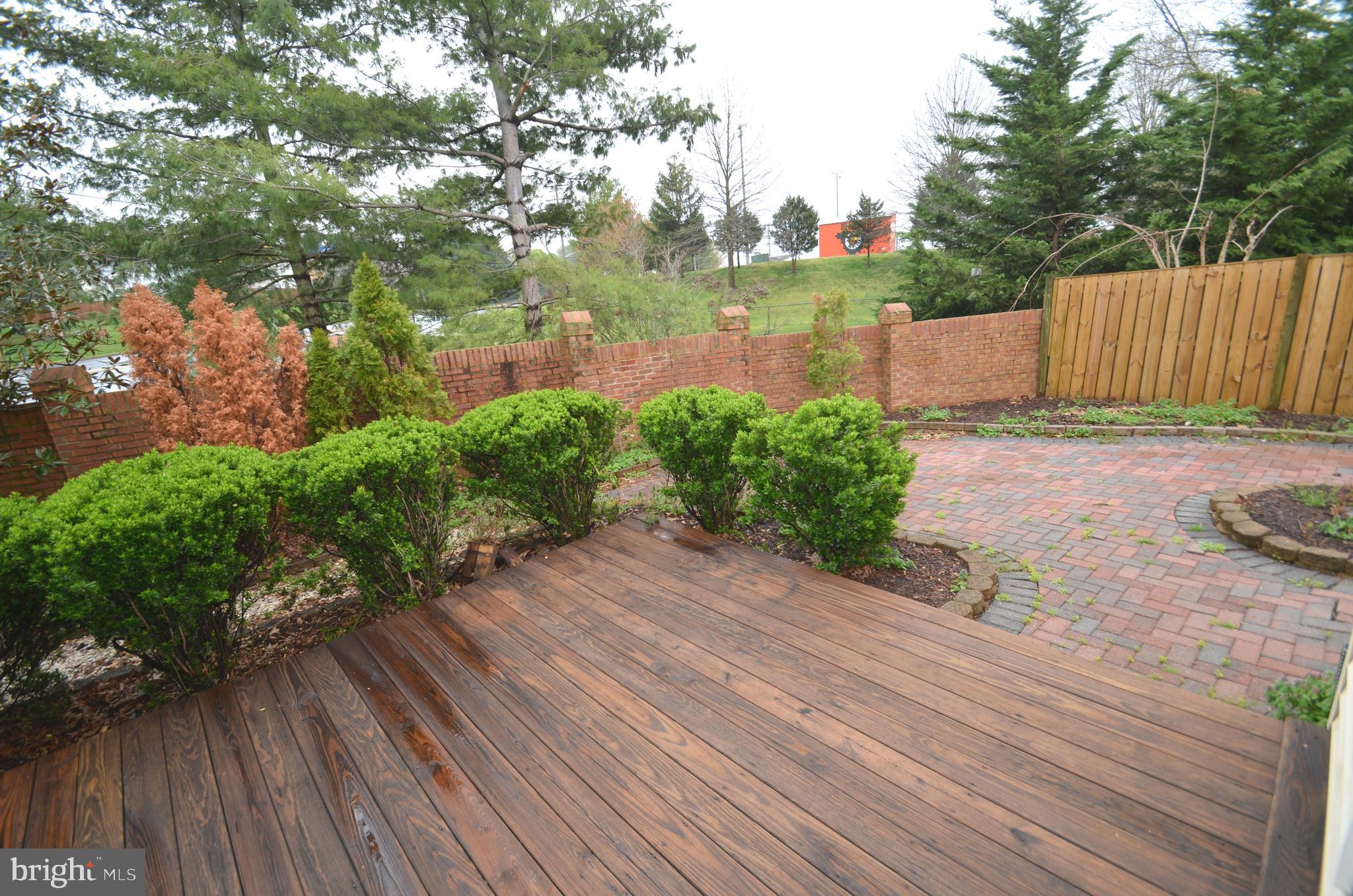 KINGSTOWNE - Residential Lease