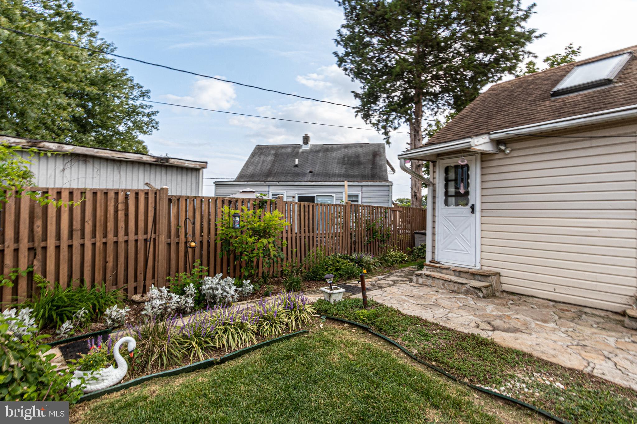 EASTERN TERRACE - Residential