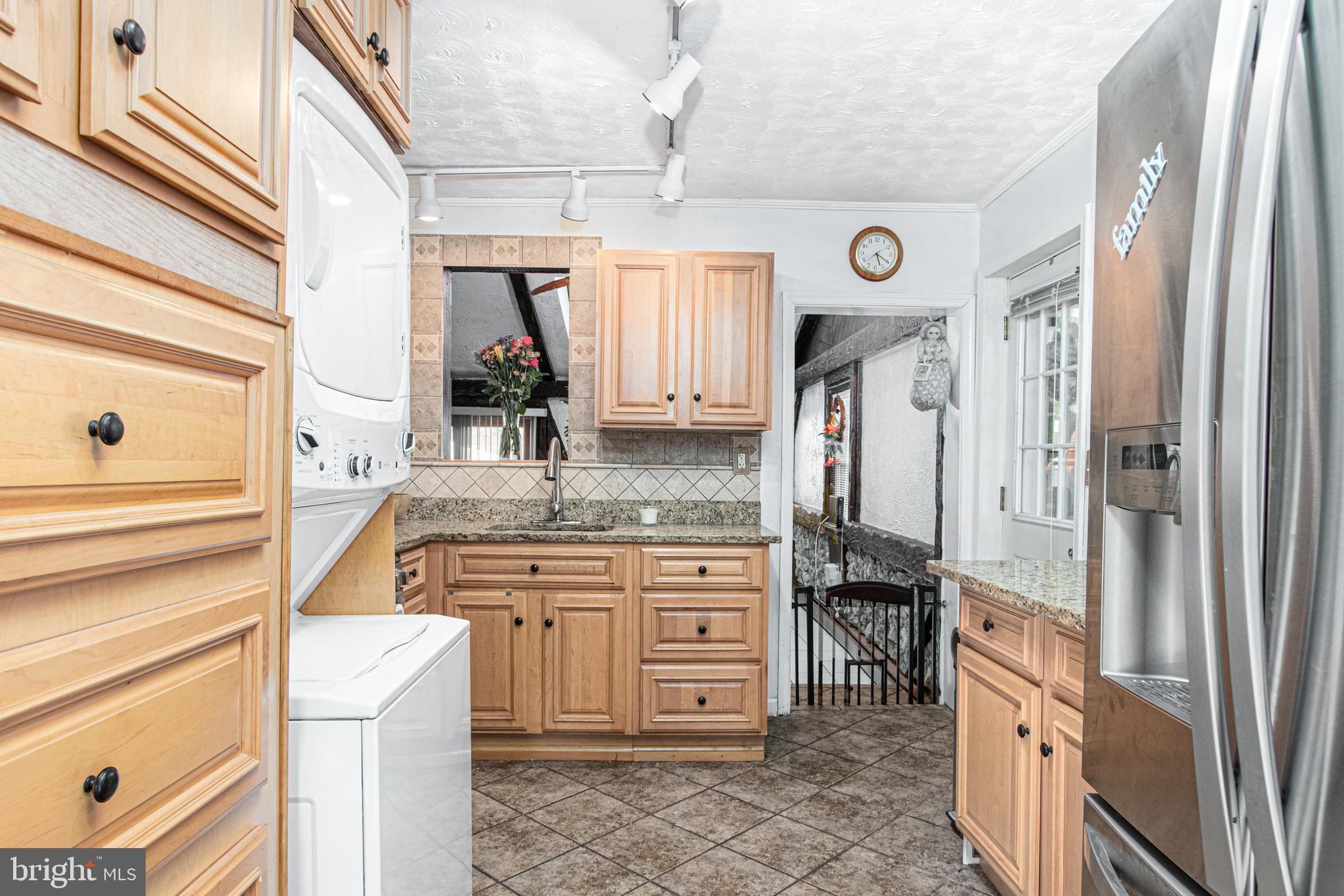 EASTERN TERRACE - Residential