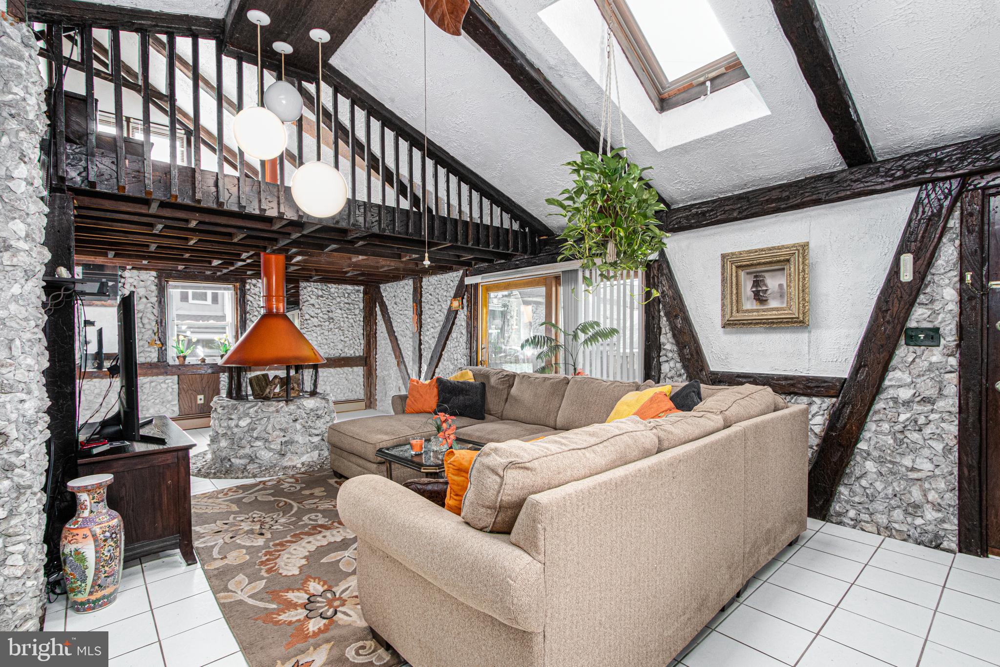 EASTERN TERRACE - Residential