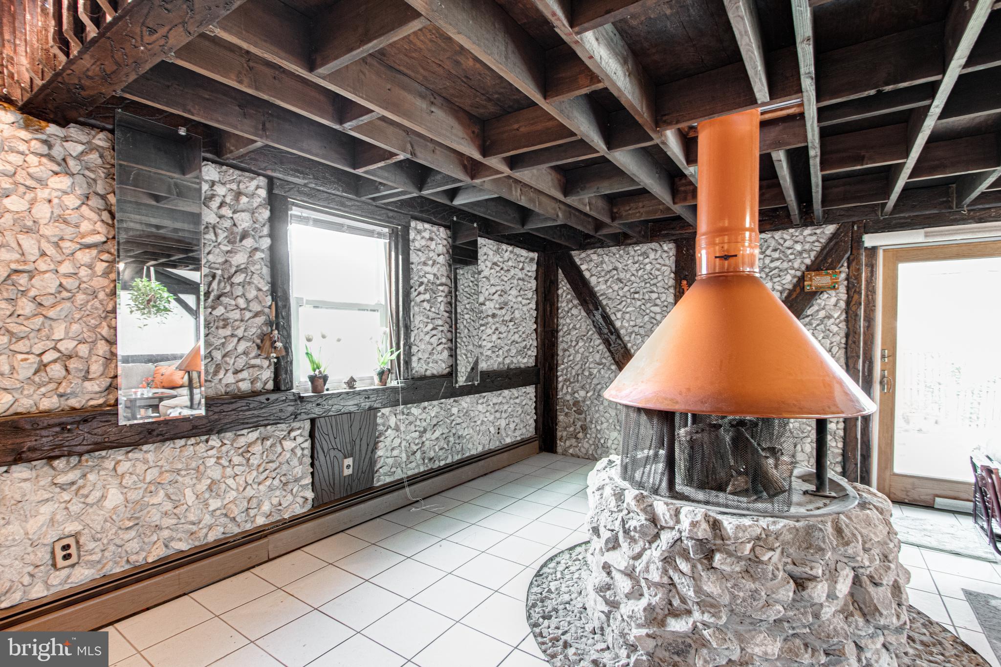 EASTERN TERRACE - Residential