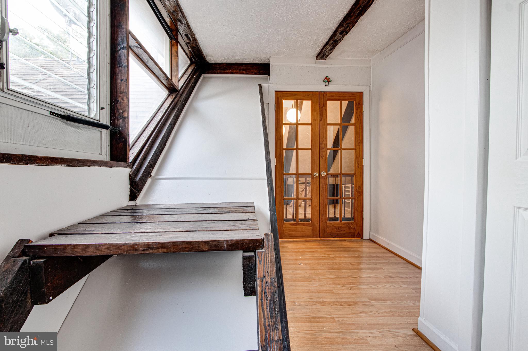 EASTERN TERRACE - Residential