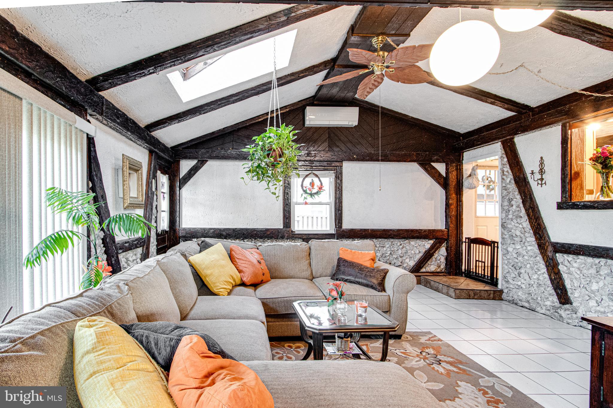 EASTERN TERRACE - Residential