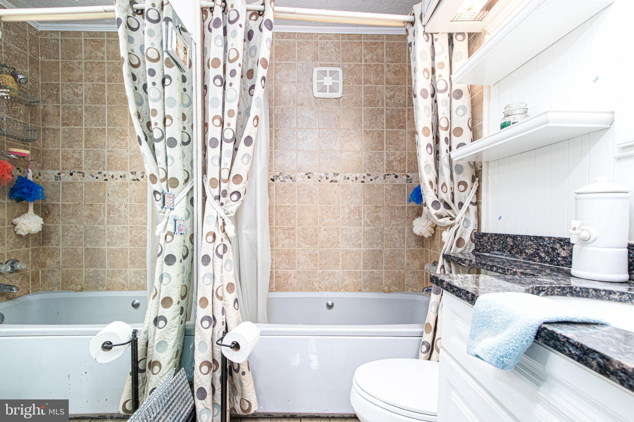 EASTERN TERRACE - Residential