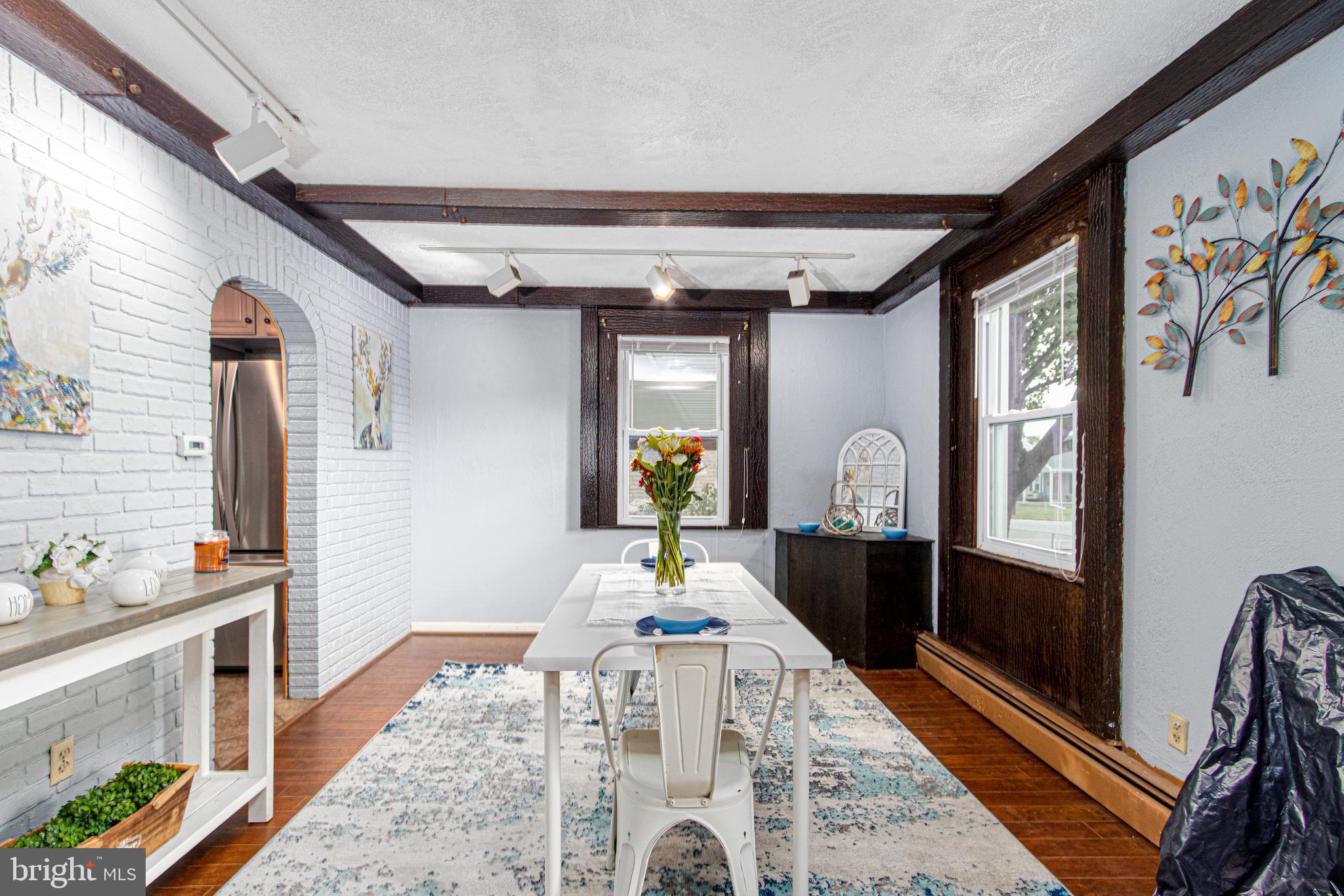 EASTERN TERRACE - Residential