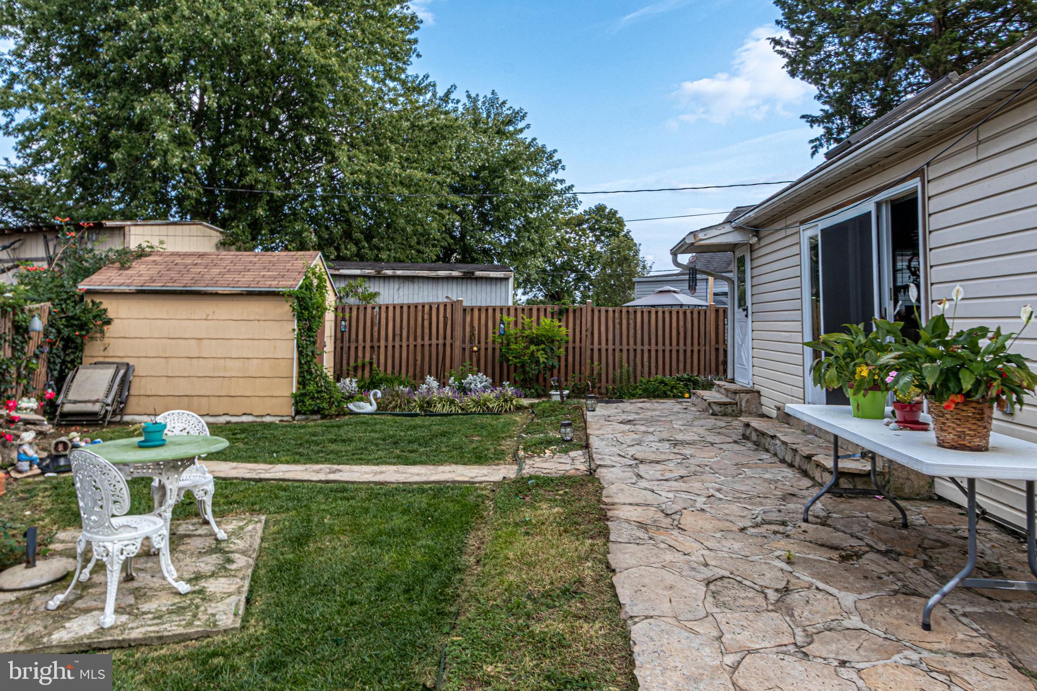 EASTERN TERRACE - Residential
