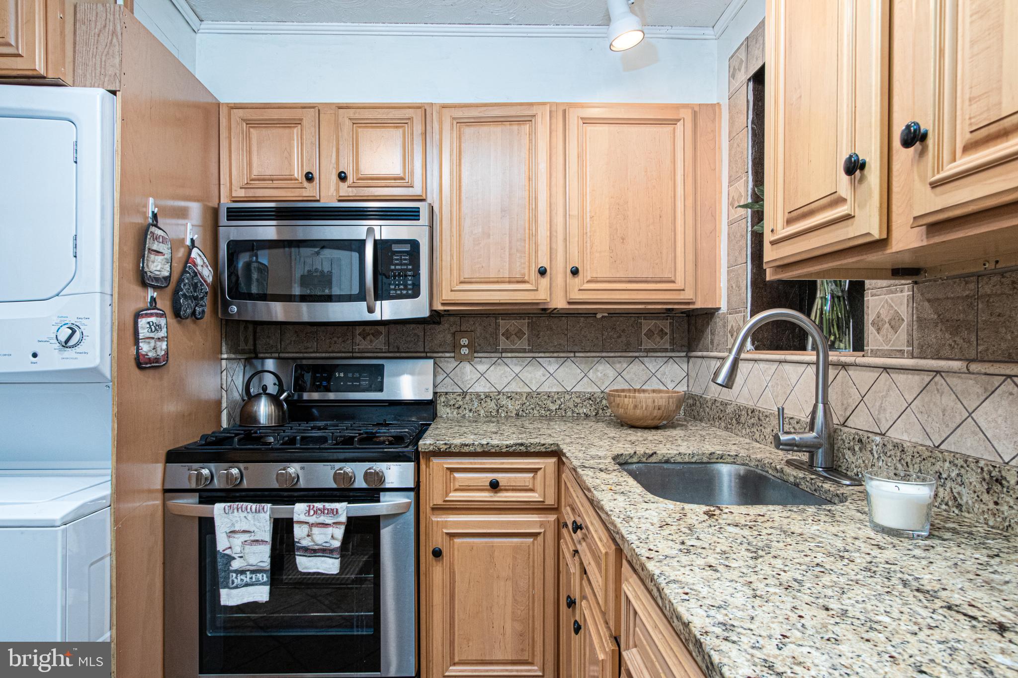 EASTERN TERRACE - Residential