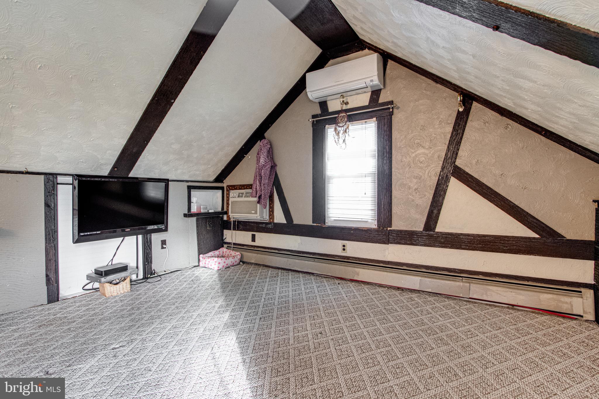 EASTERN TERRACE - Residential