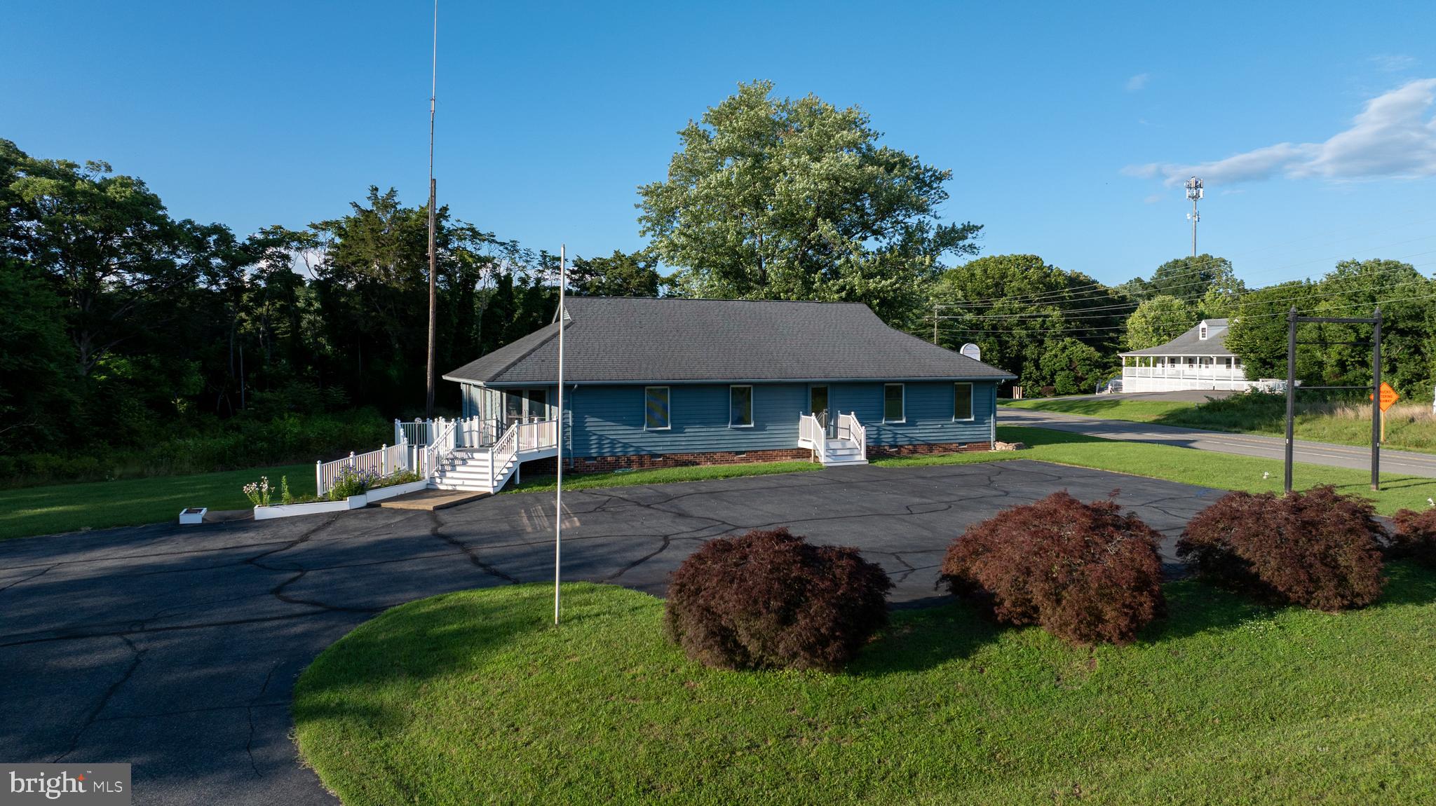 13001 LAKE ANNA VILLAGE DRIVE
