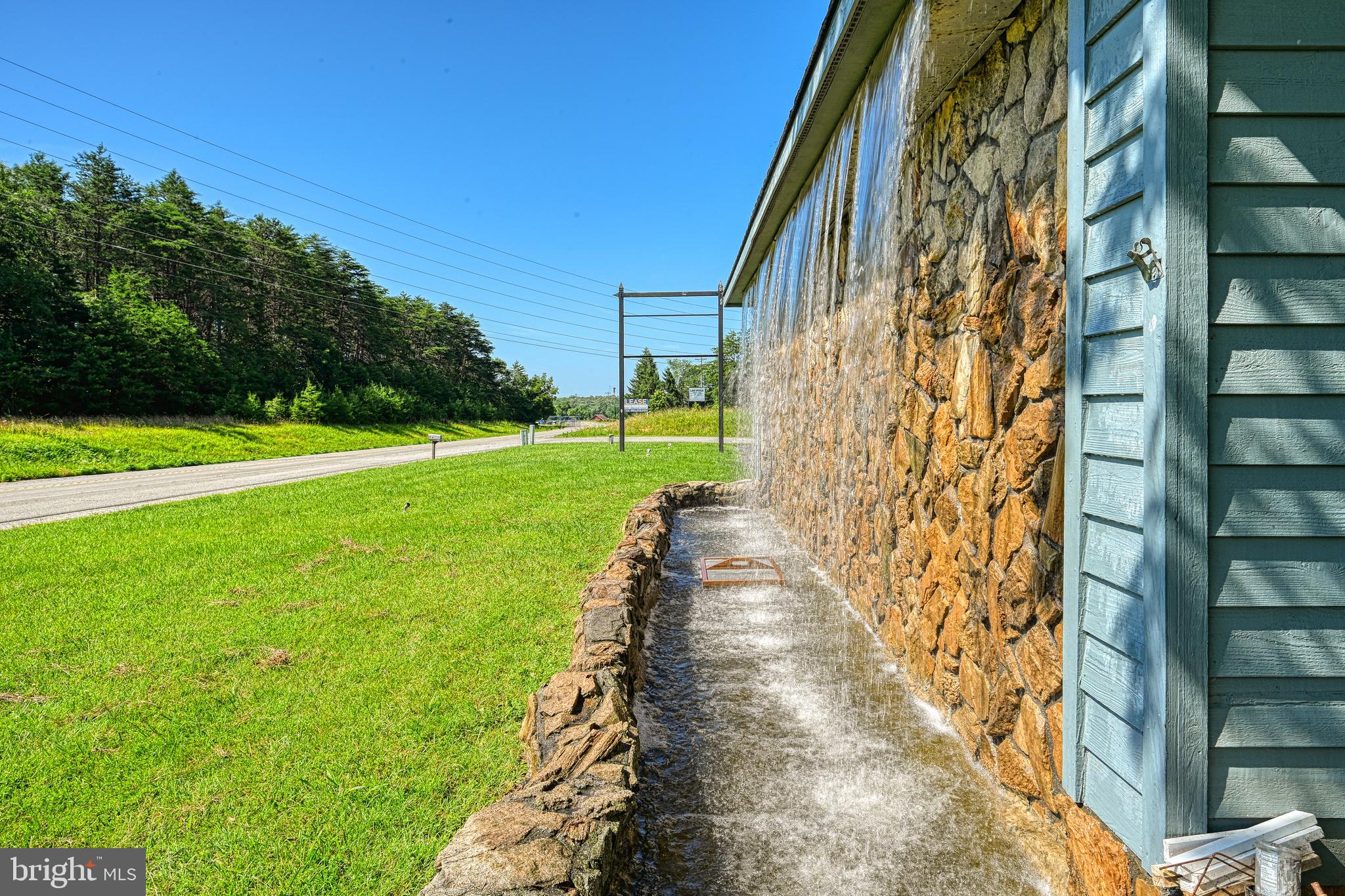 13001 LAKE ANNA VILLAGE DRIVE