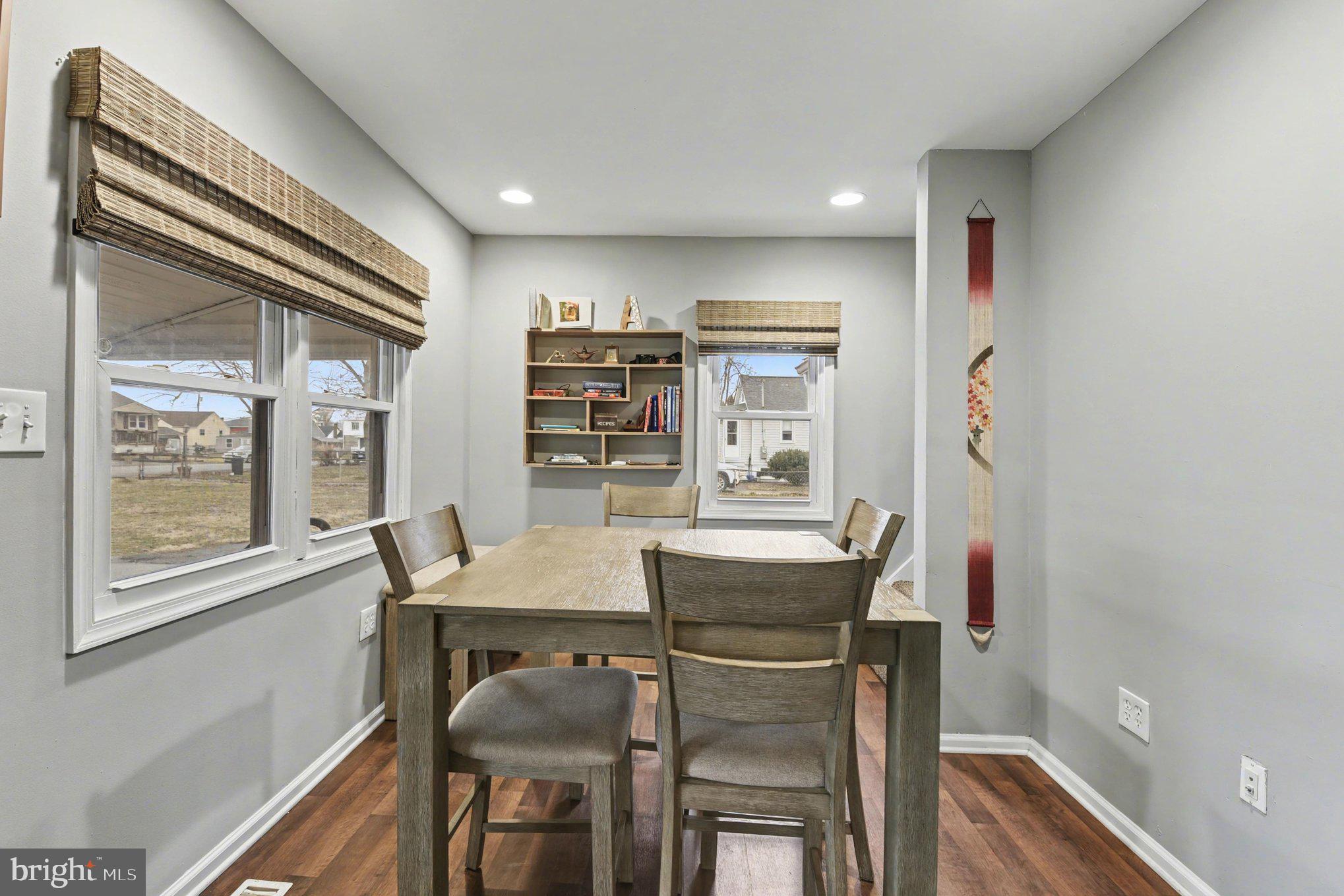 OAKLEIGH BEACH - Residential