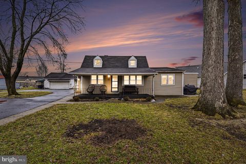 908 MEADOW AVENUE BALTIMORE MD 21222