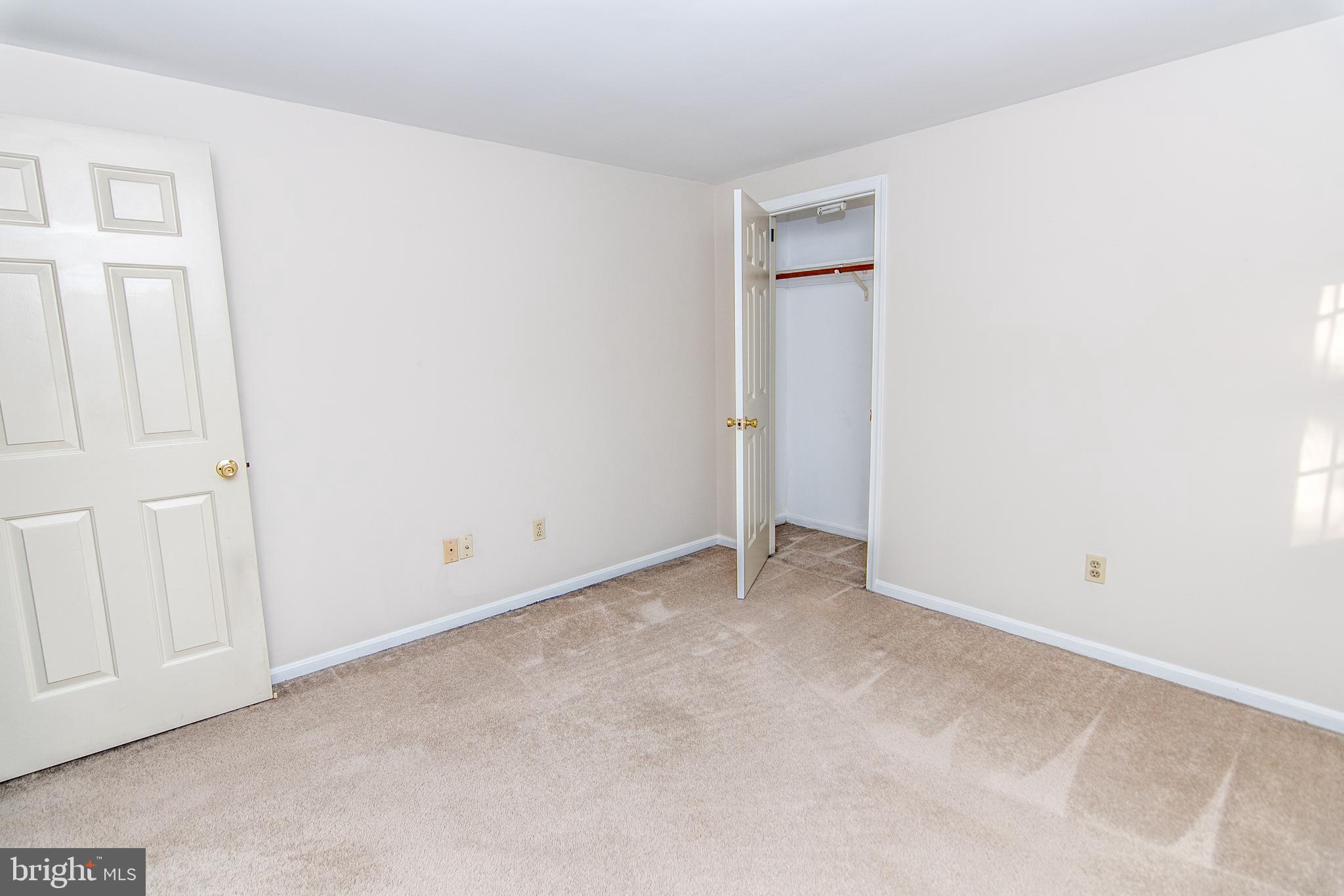 CHESTNUT HILLS - Residential