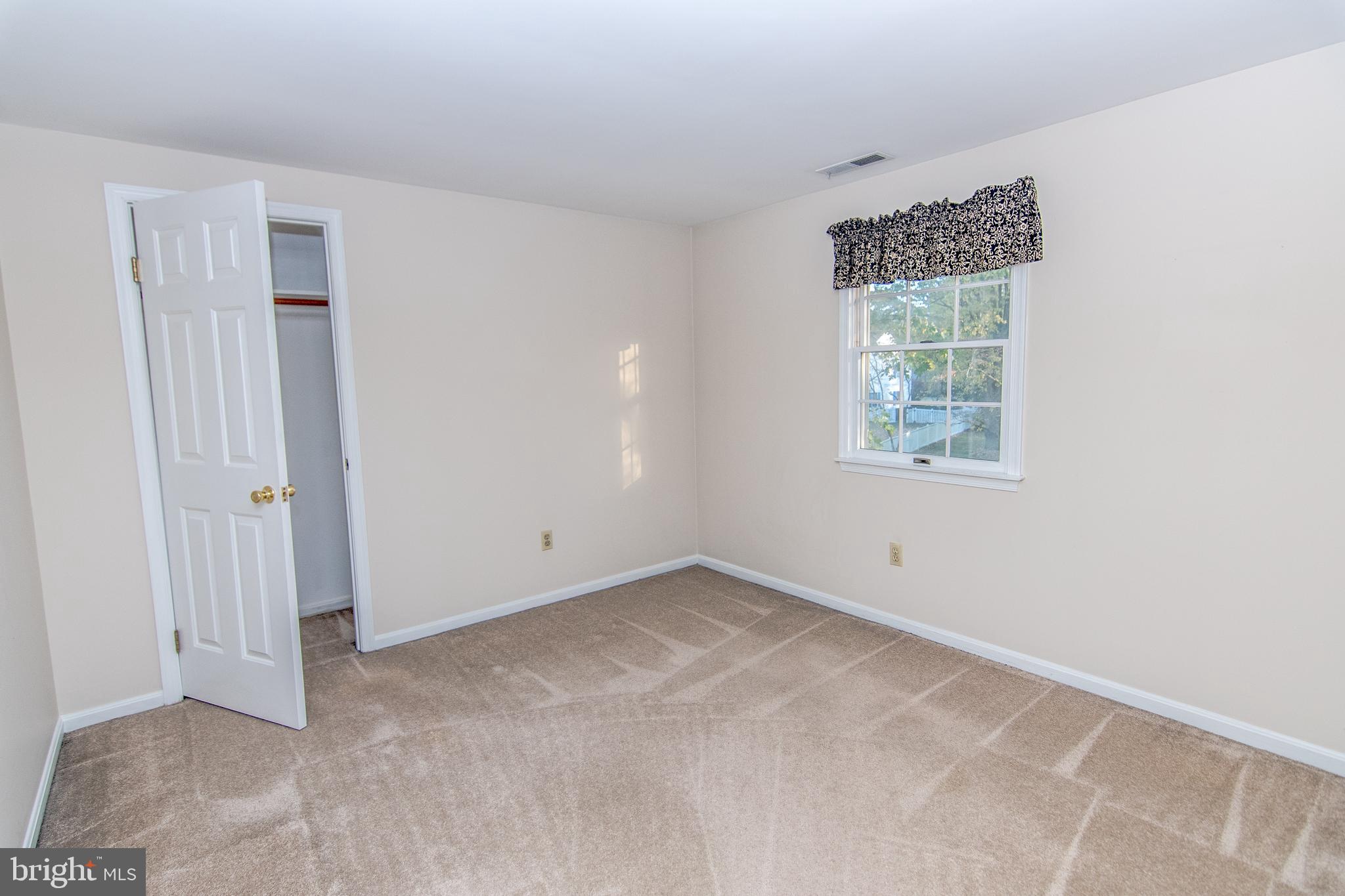 CHESTNUT HILLS - Residential