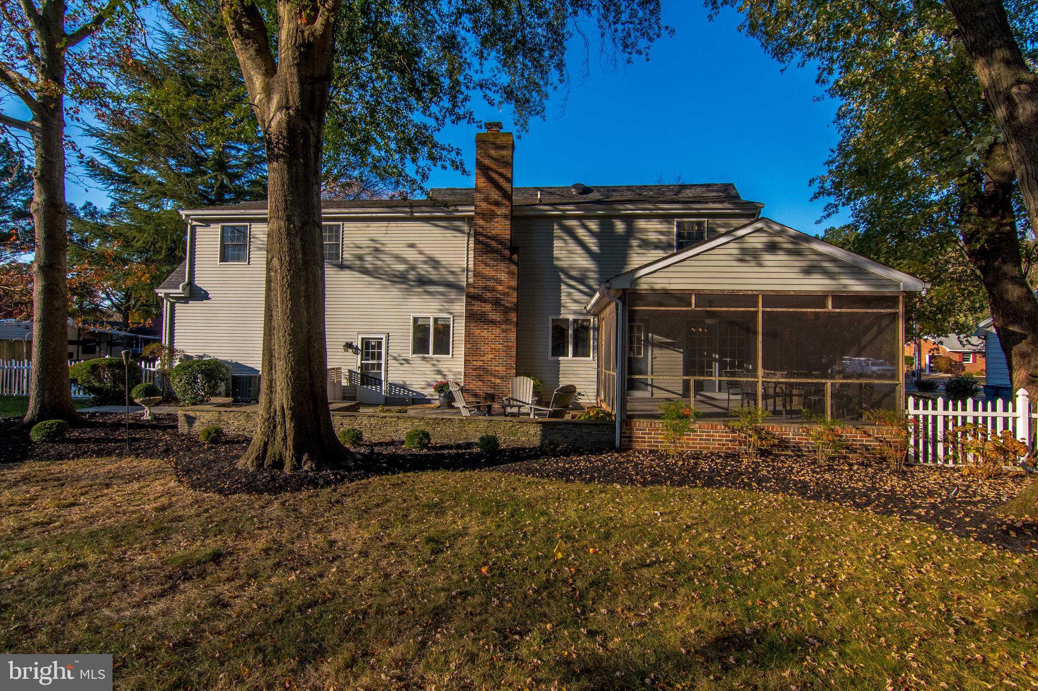 CHESTNUT HILLS - Residential