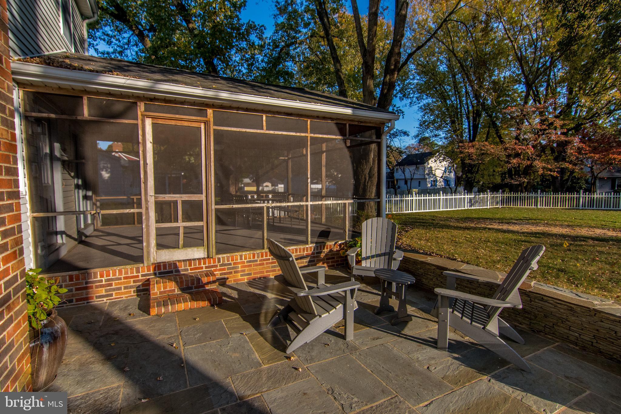 CHESTNUT HILLS - Residential