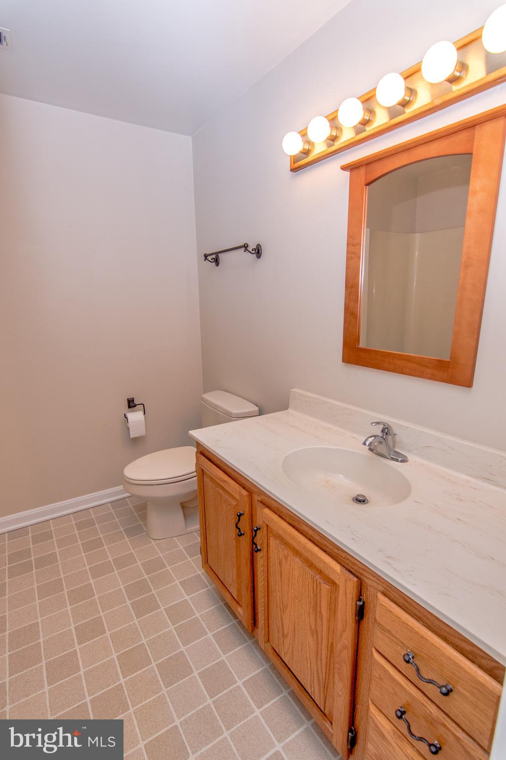 CHESTNUT HILLS - Residential