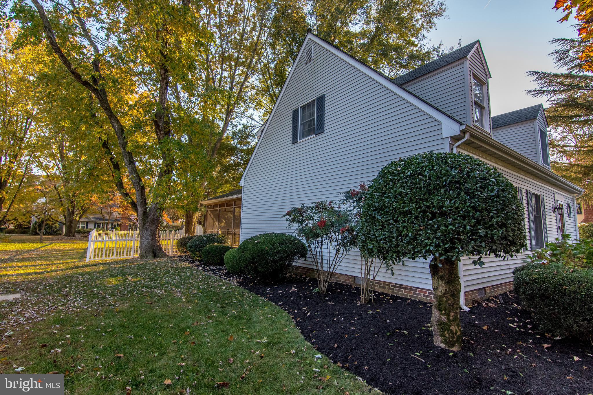 CHESTNUT HILLS - Residential