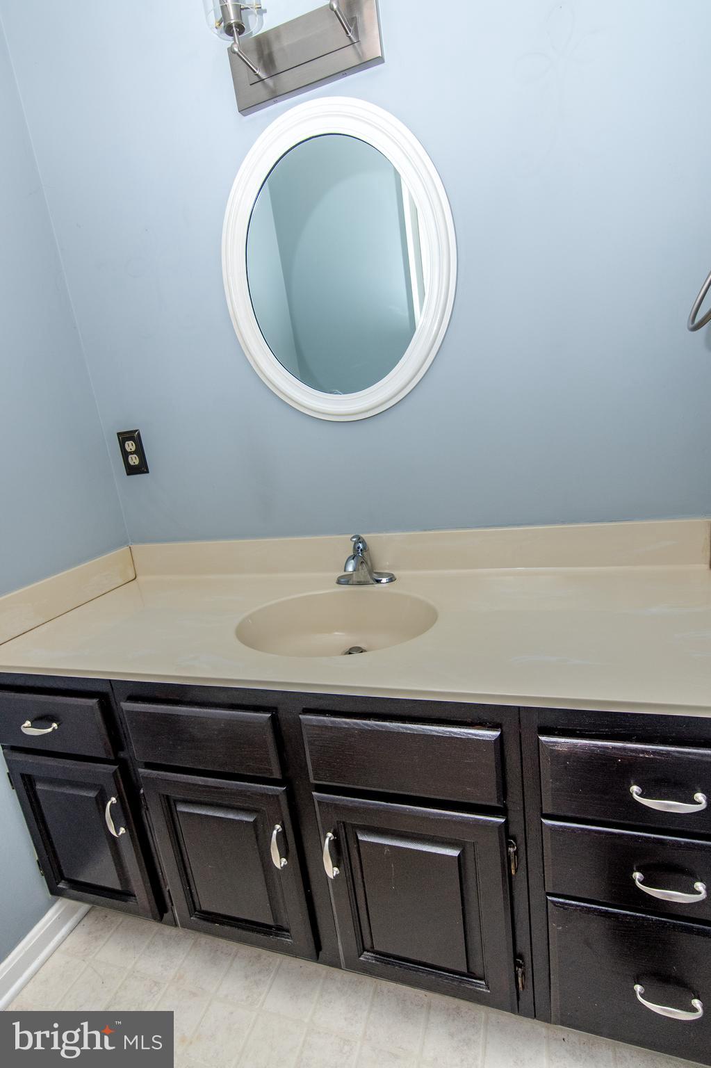 CHESTNUT HILLS - Residential