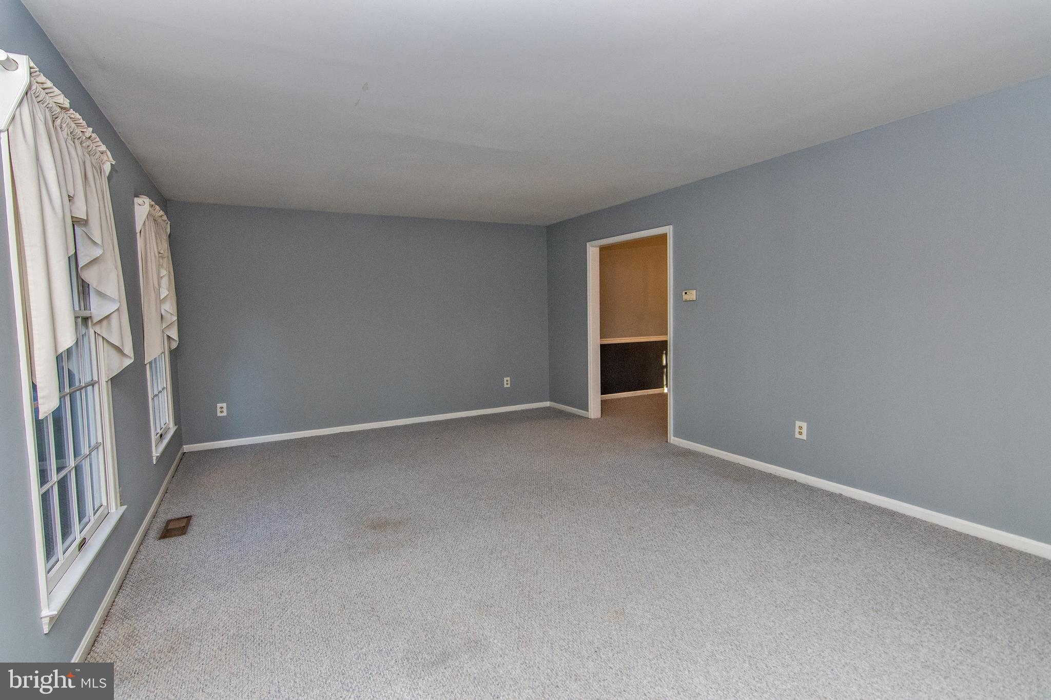 CHESTNUT HILLS - Residential