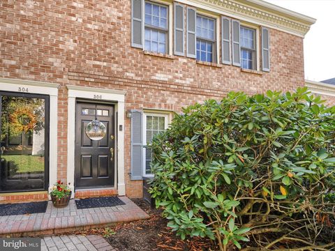 506 EVEREST CIRCLE 506 WEST CHESTER PA 19382