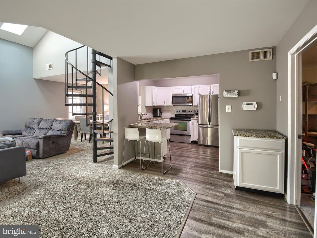 Photo of 506 Everest Circle #506, WEST CHESTER, PA 19382 (MLS # PACT2112024)