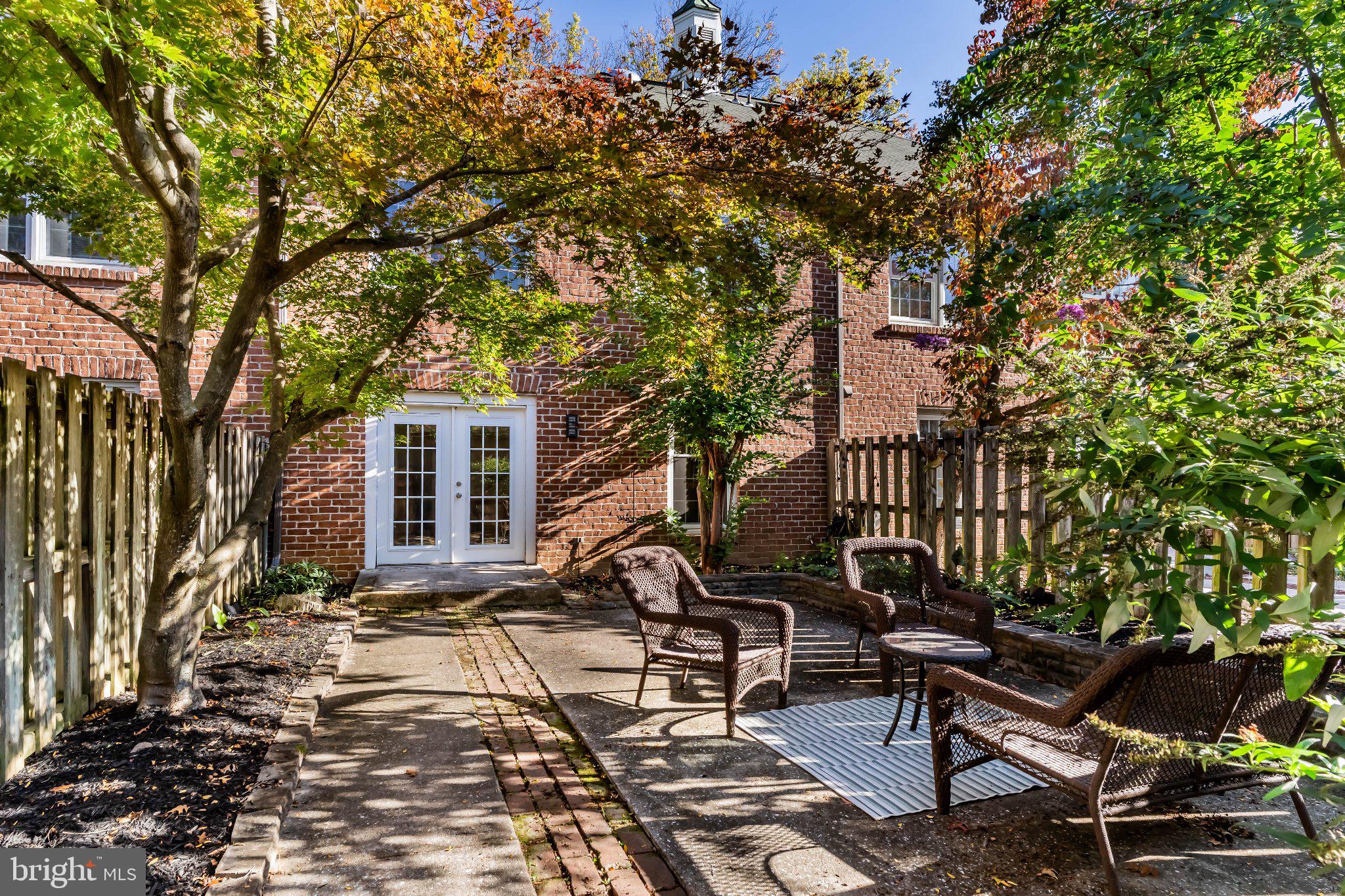 6377 STEPHENS CROSSING