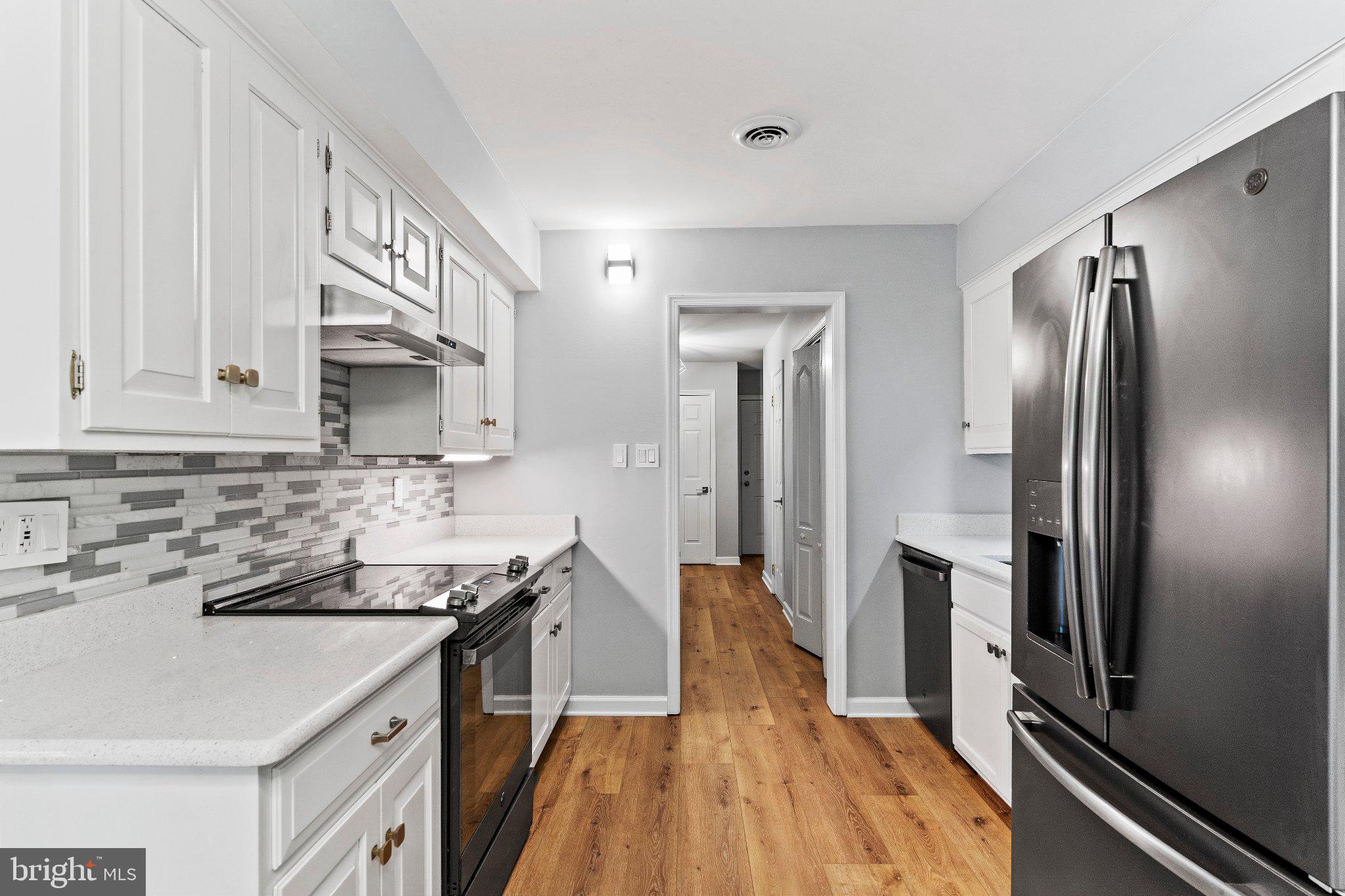 6377 STEPHENS CROSSING