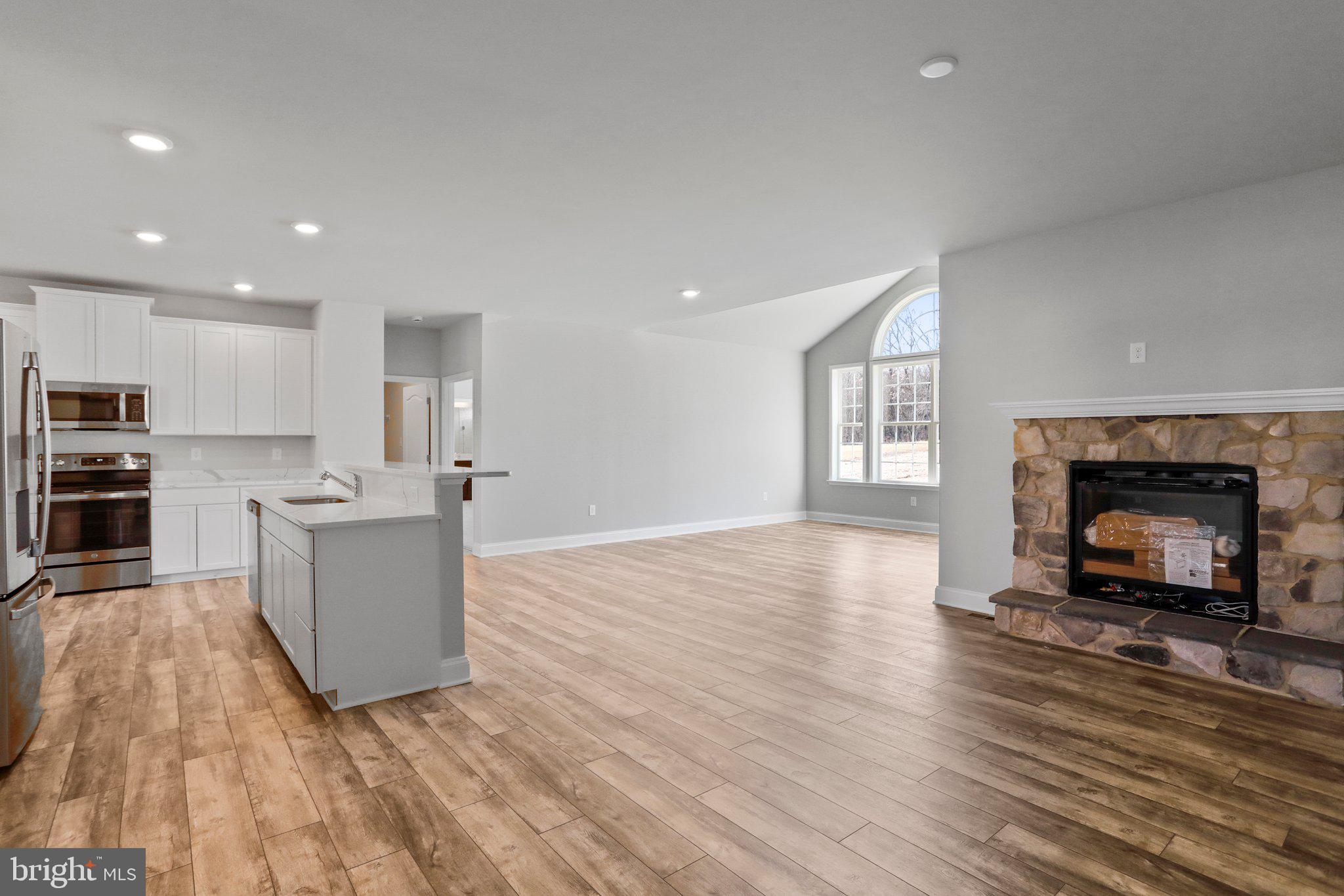 AMBERFIELD - Residential