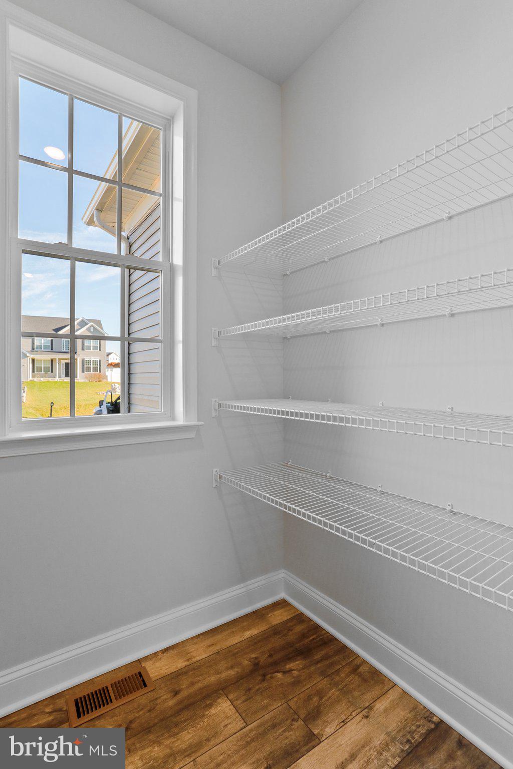 AMBERFIELD - Residential