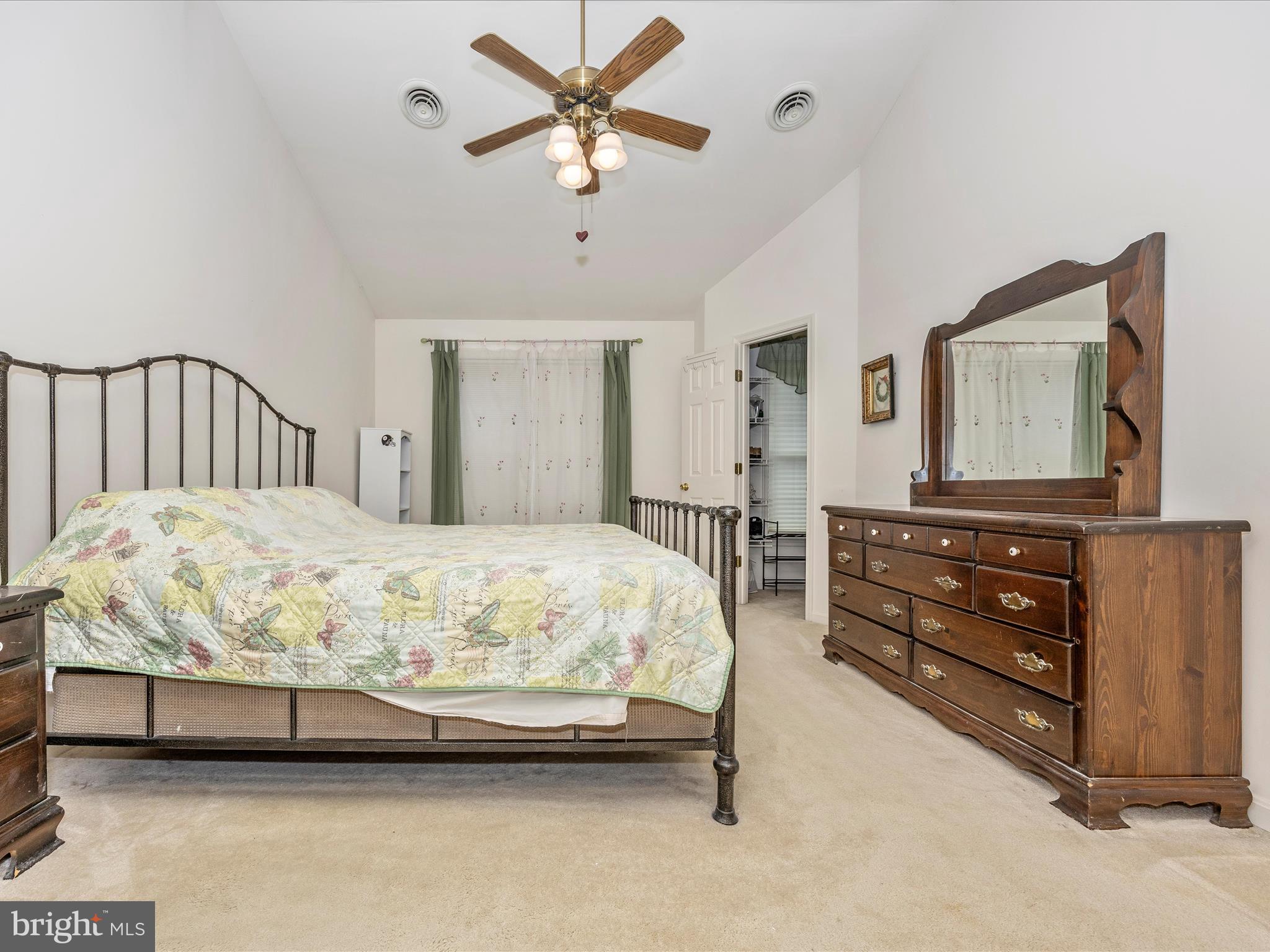 MAPLECREST FARM - Residential