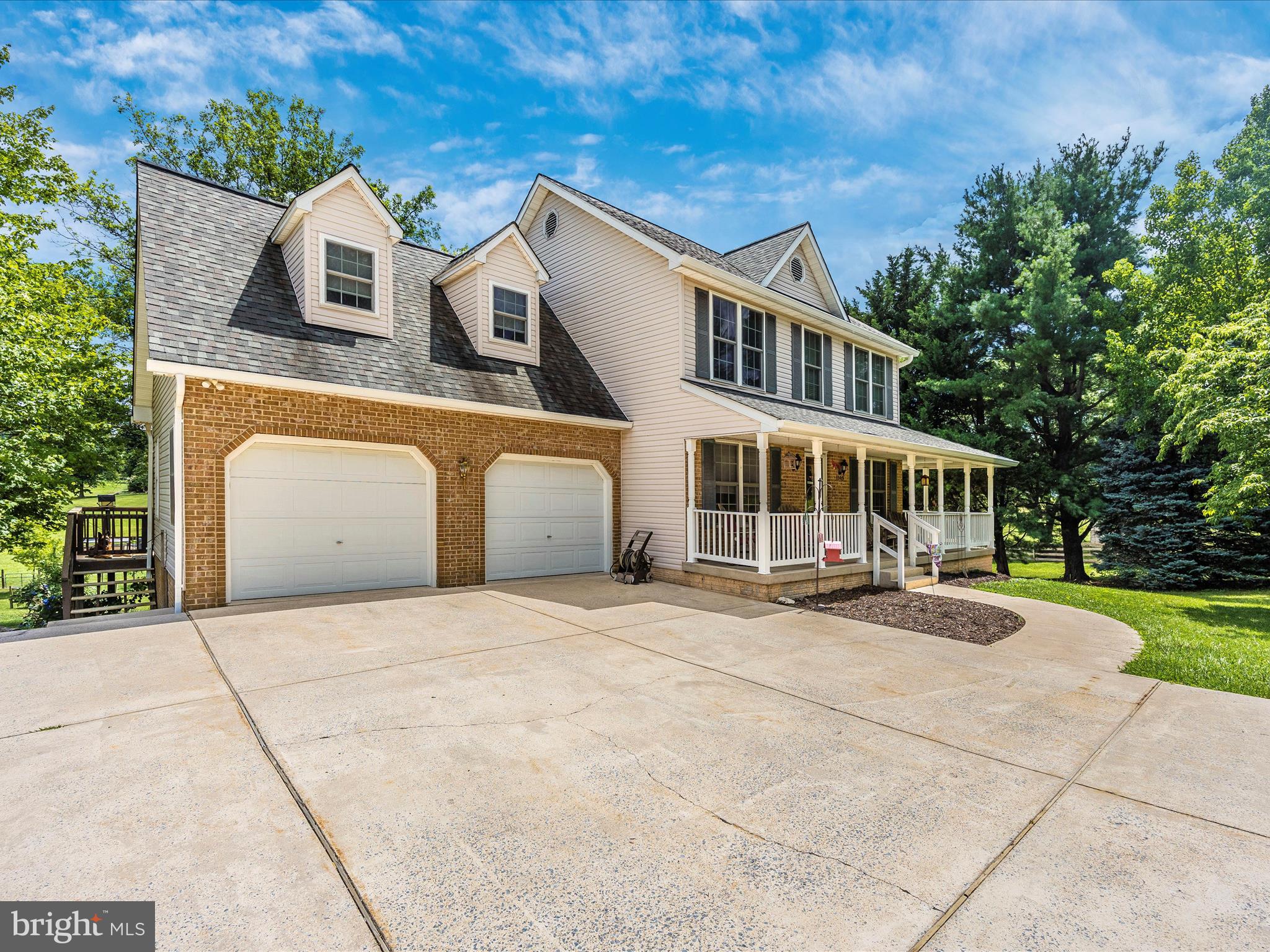MAPLECREST FARM - Residential