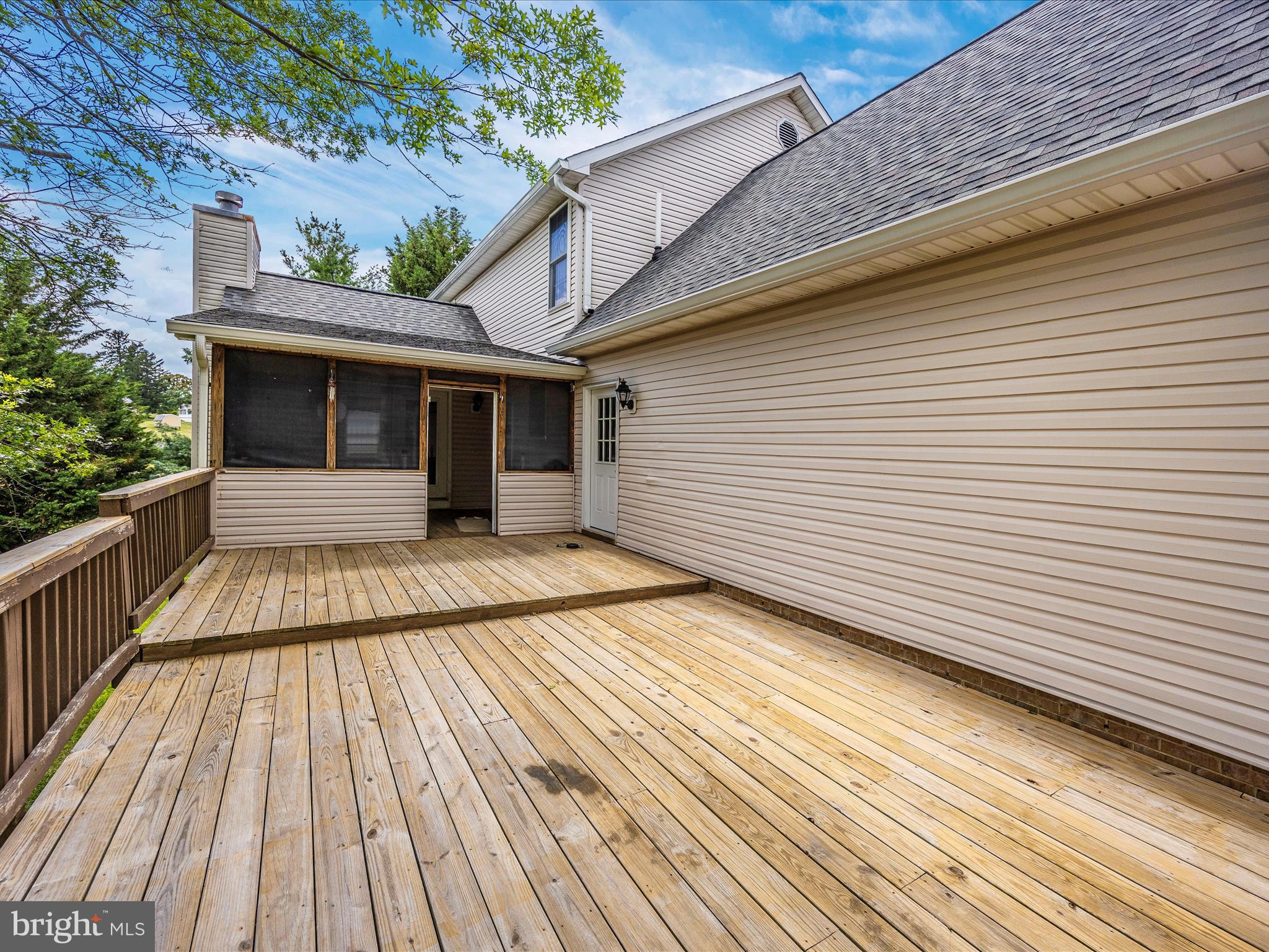 MAPLECREST FARM - Residential