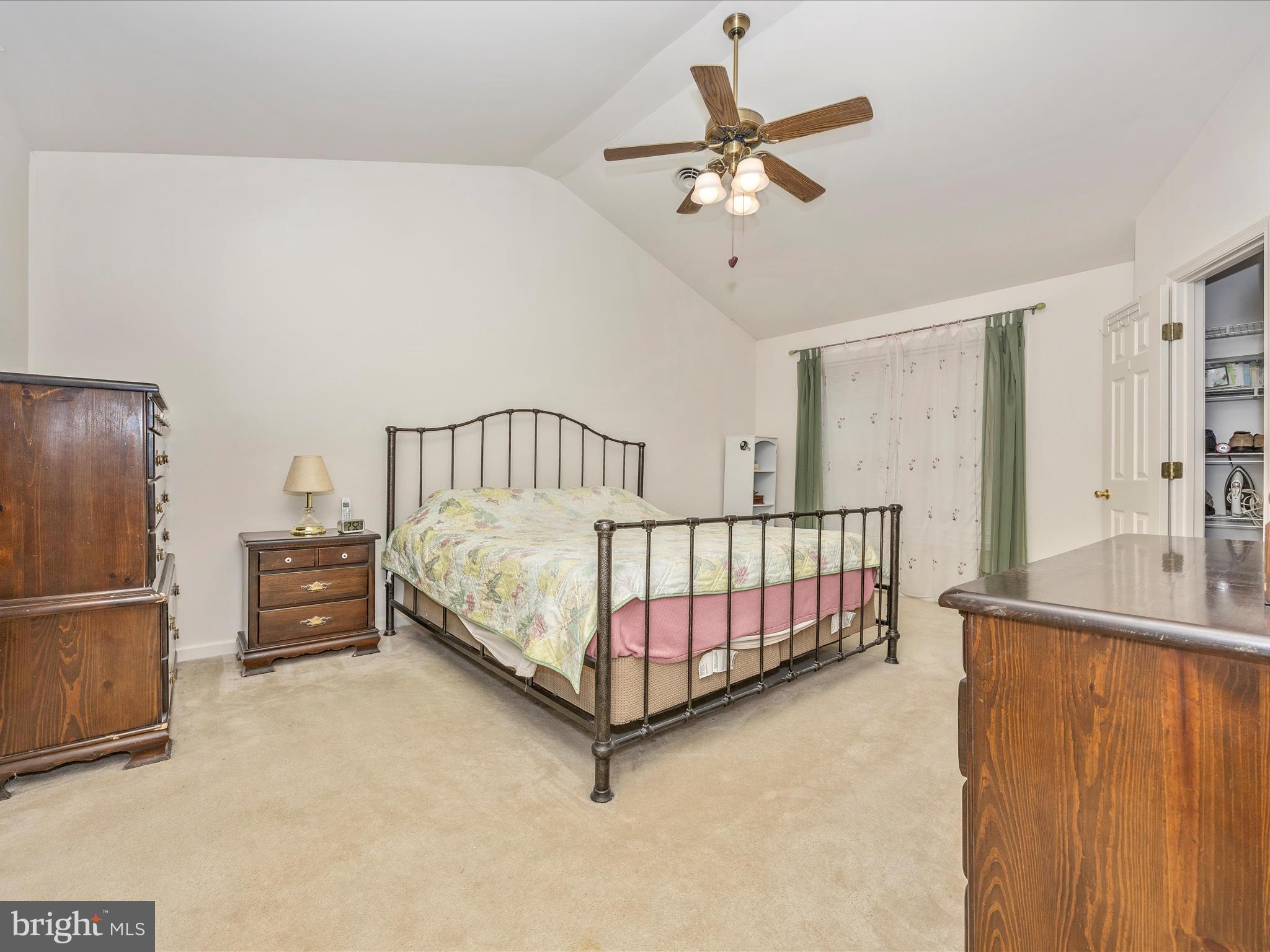 MAPLECREST FARM - Residential