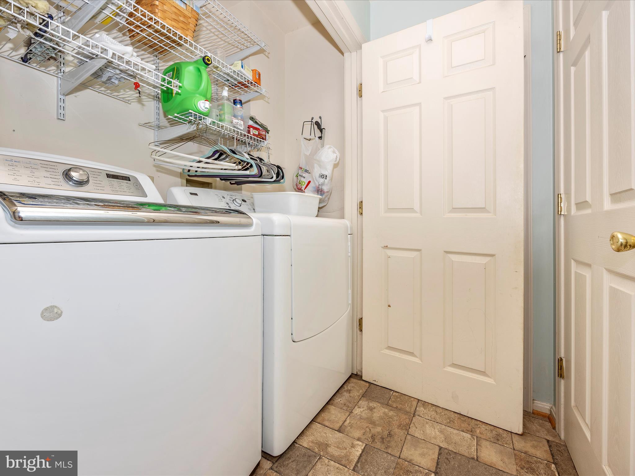 MAPLECREST FARM - Residential